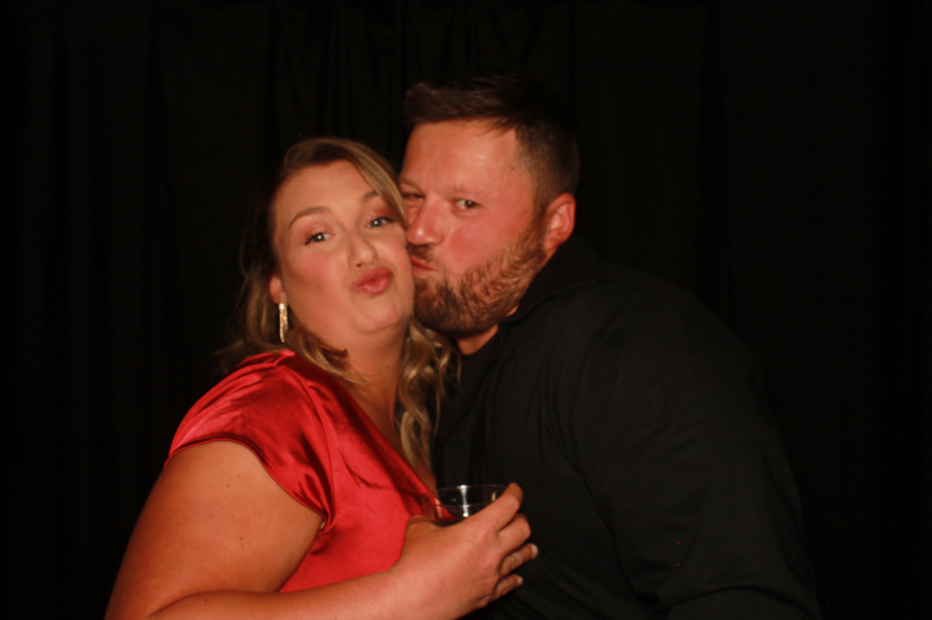 Kelli & Aaron Wedding | View more photos from the event at gallery.photoboothcincy.com/u/PhotoBoothCincy/Kelli-Aaron-Wedding