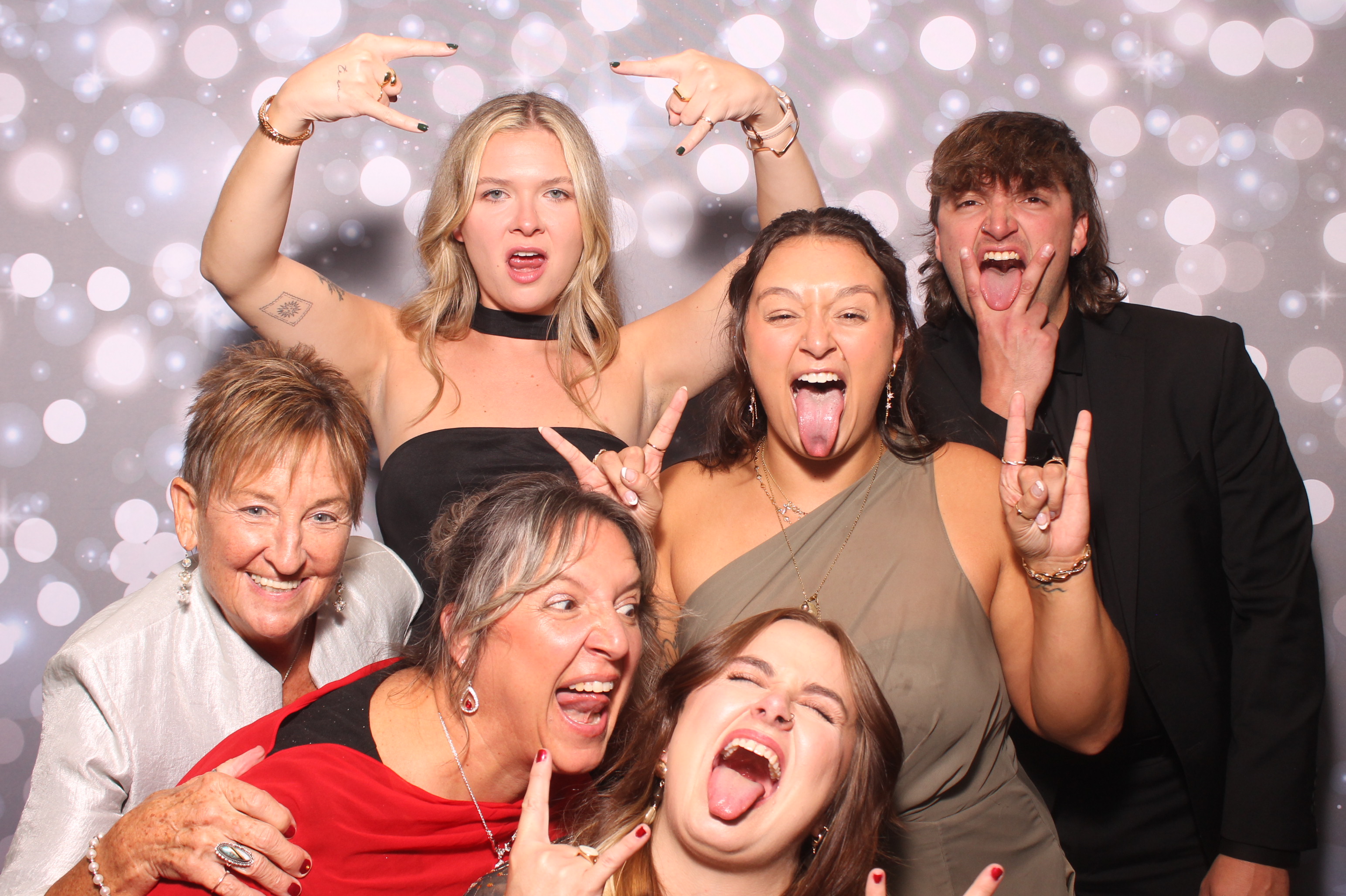Kincaids Wedding | View more photos from the event at gallery.photoboothcincy.com/u/PhotoBoothCincy/Kincaids-Wedding