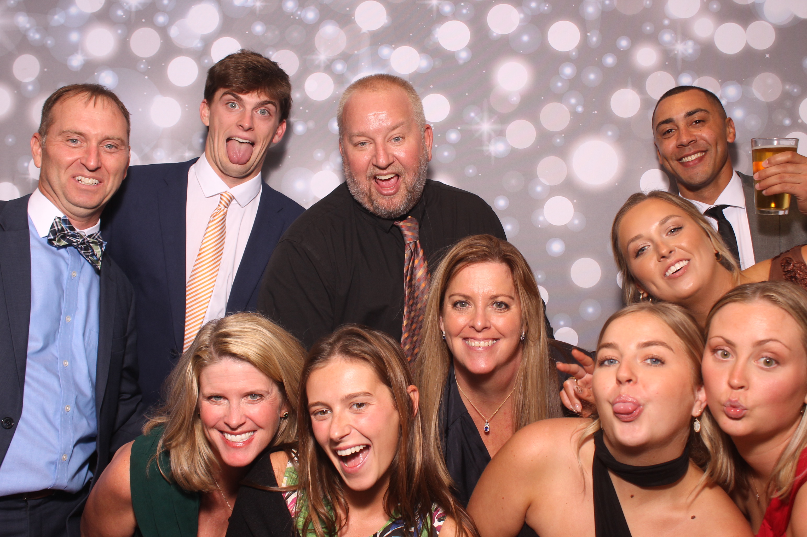 Kincaids Wedding | View more photos from the event at gallery.photoboothcincy.com/u/PhotoBoothCincy/Kincaids-Wedding