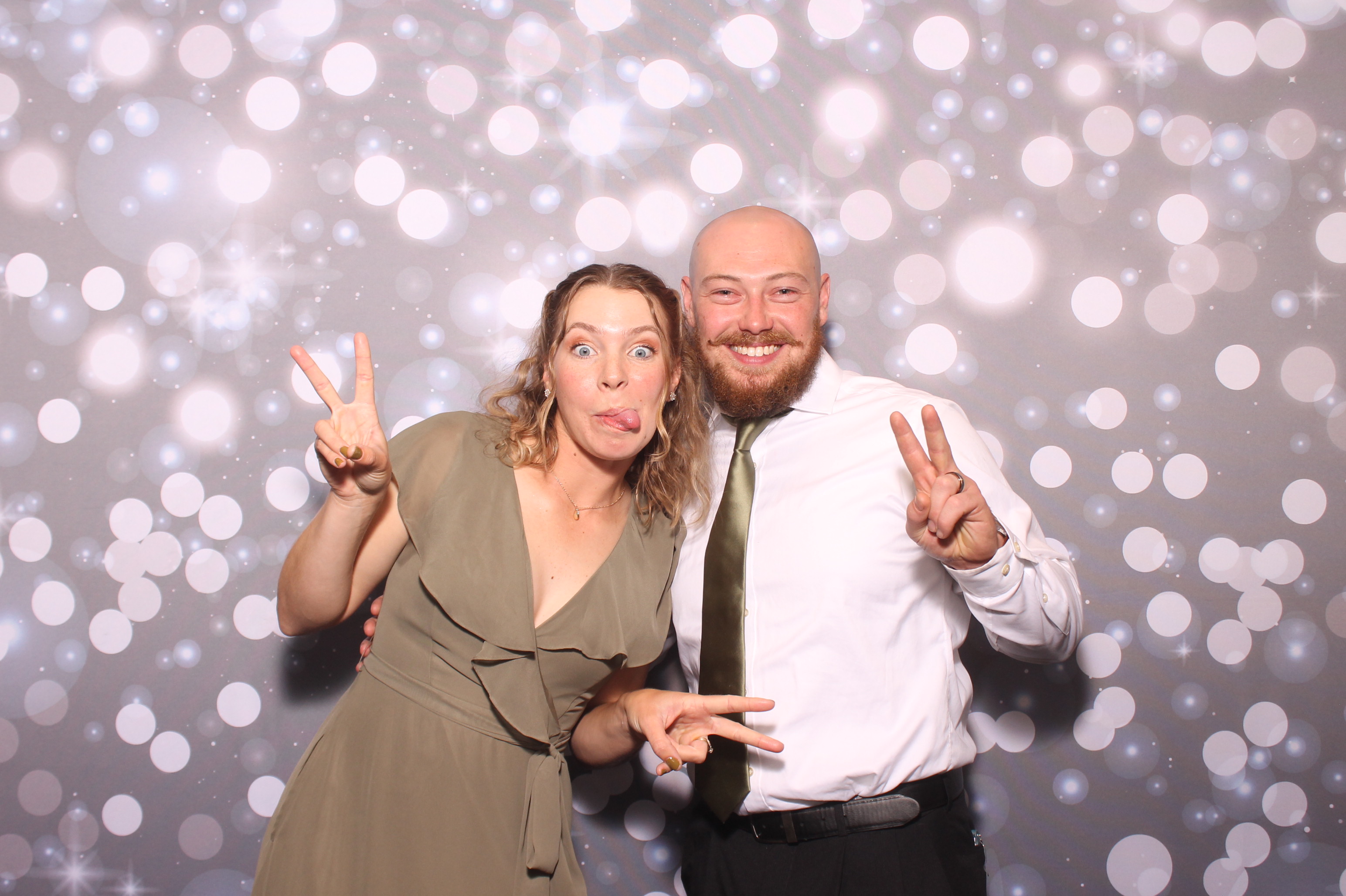 Kincaids Wedding | View more photos from the event at gallery.photoboothcincy.com/u/PhotoBoothCincy/Kincaids-Wedding