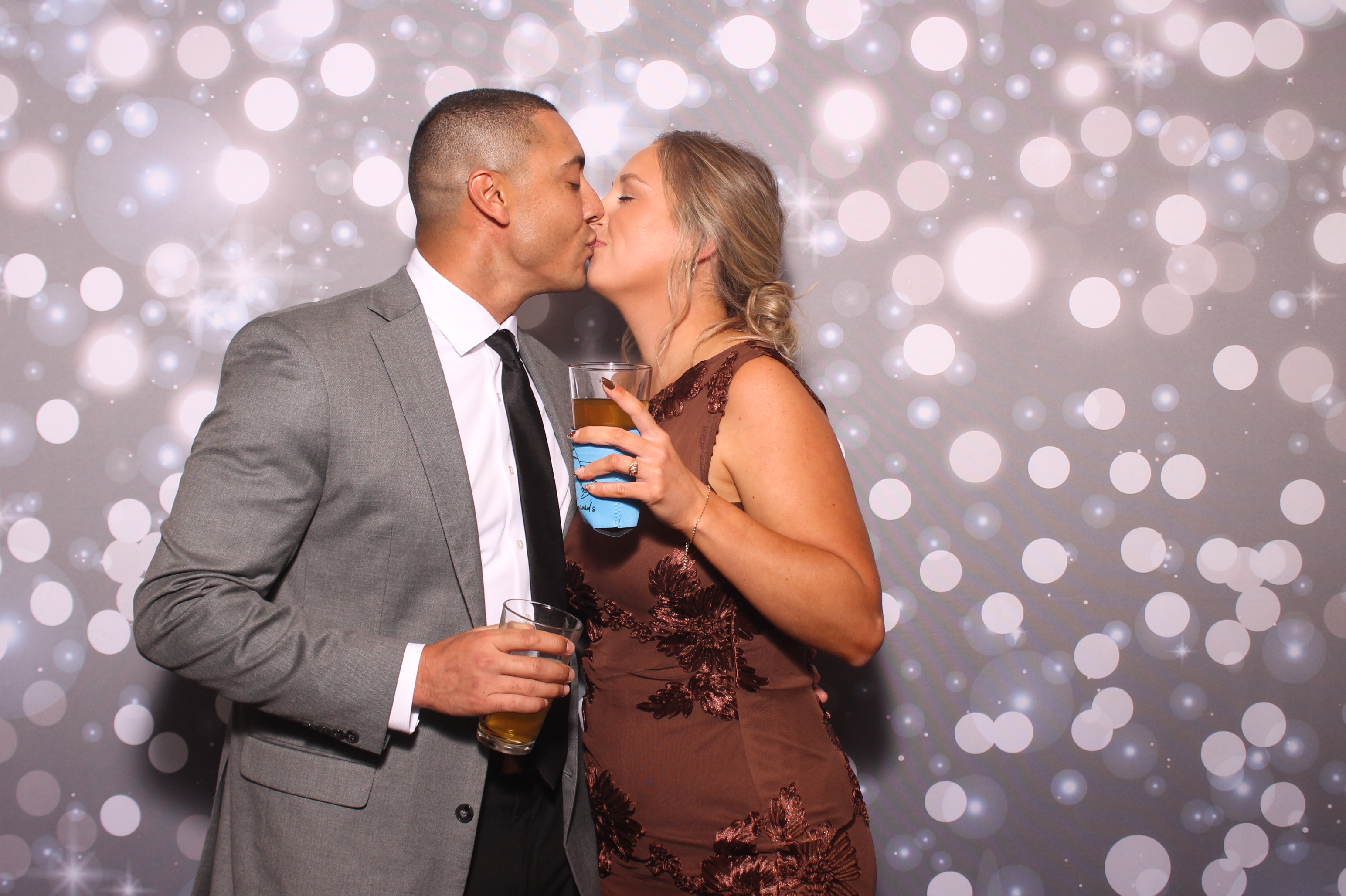 Kincaids Wedding | View more photos from the event at gallery.photoboothcincy.com/u/PhotoBoothCincy/Kincaids-Wedding