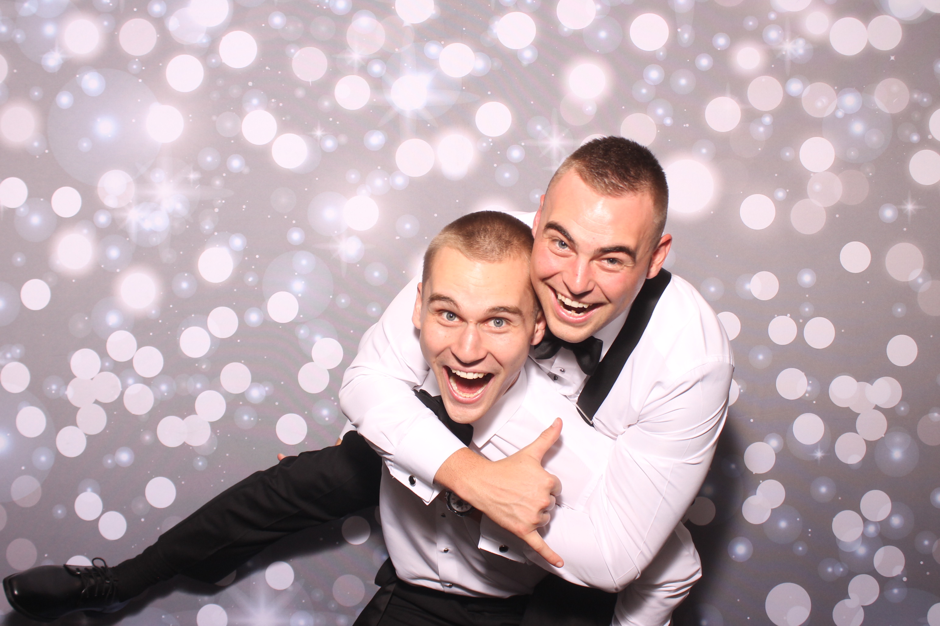 Kincaids Wedding | View more photos from the event at gallery.photoboothcincy.com/u/PhotoBoothCincy/Kincaids-Wedding