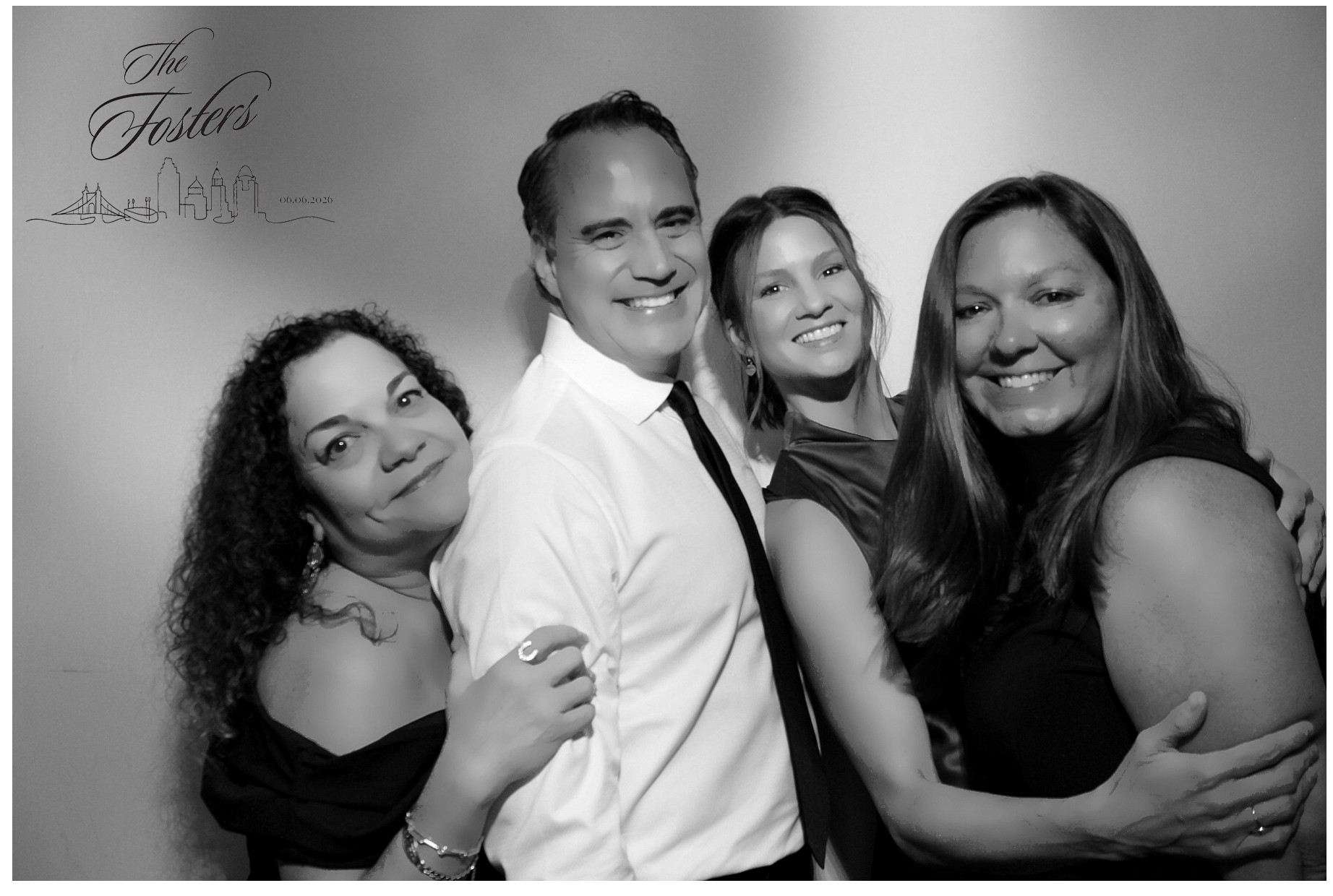 Kylie & Jordan | View more photos from the event at gallery.photoboothcincy.com/u/PhotoBoothCincy/Kylie-Jordan