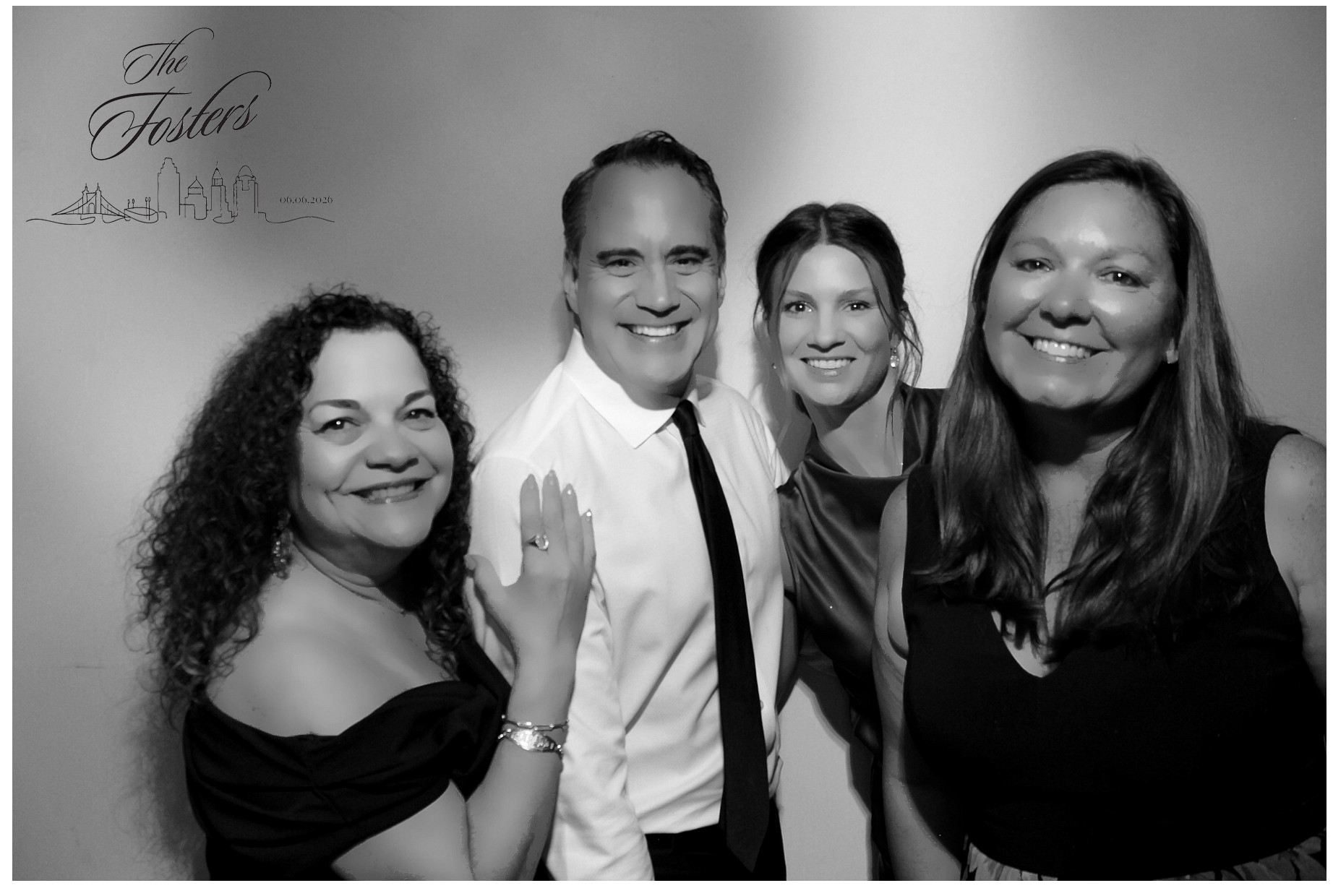 Kylie & Jordan | View more photos from the event at gallery.photoboothcincy.com/u/PhotoBoothCincy/Kylie-Jordan