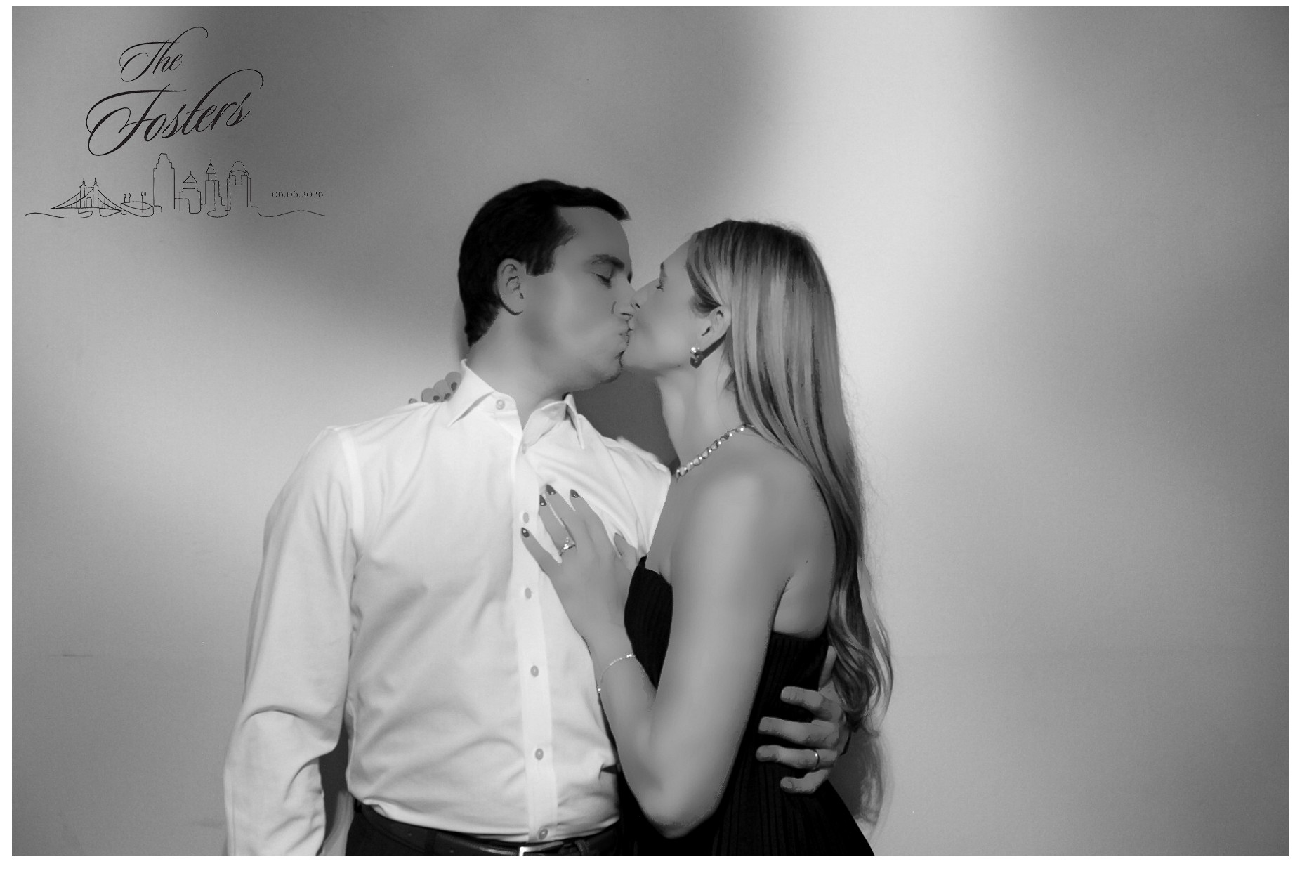 Kylie & Jordan | View more photos from the event at gallery.photoboothcincy.com/u/PhotoBoothCincy/Kylie-Jordan