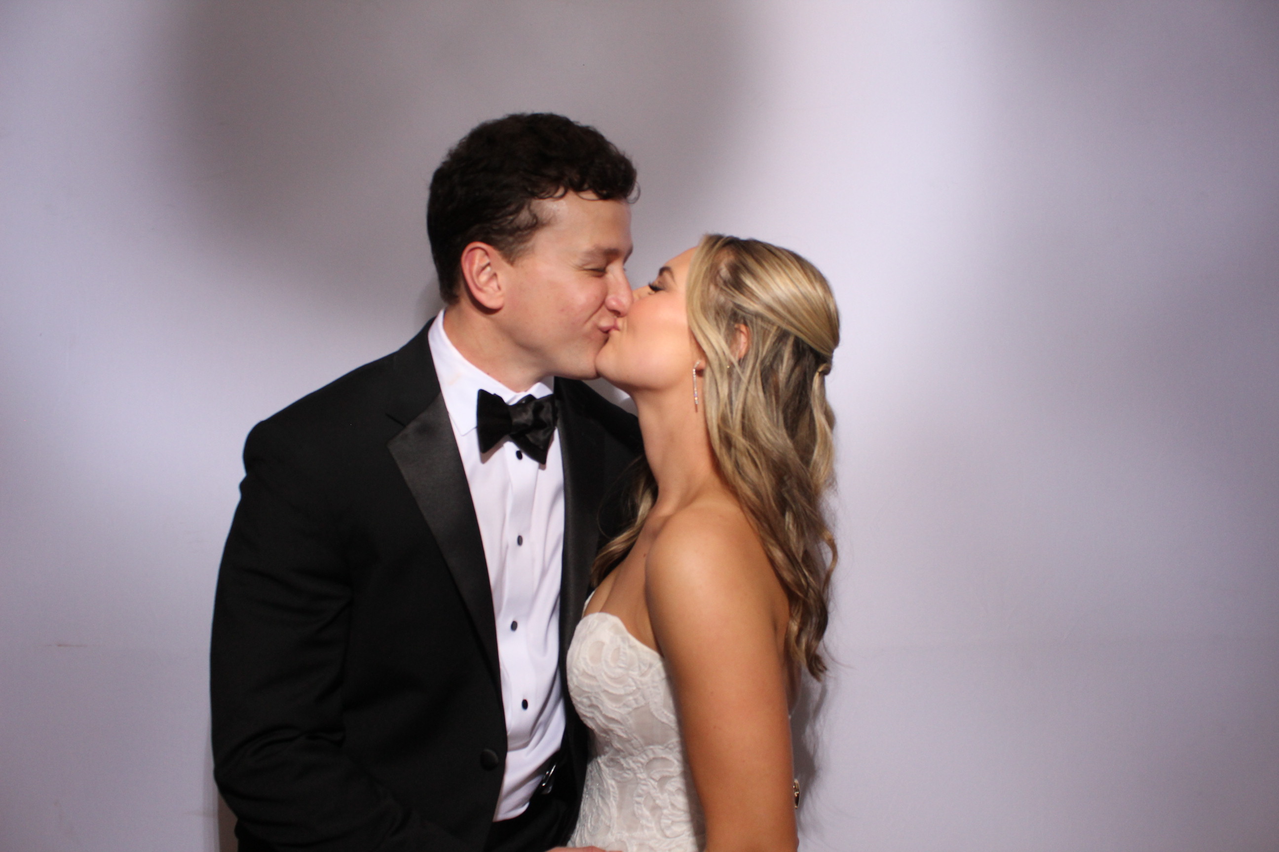 Kylie & Jordan | View more photos from the event at gallery.photoboothcincy.com/u/PhotoBoothCincy/Kylie-Jordan