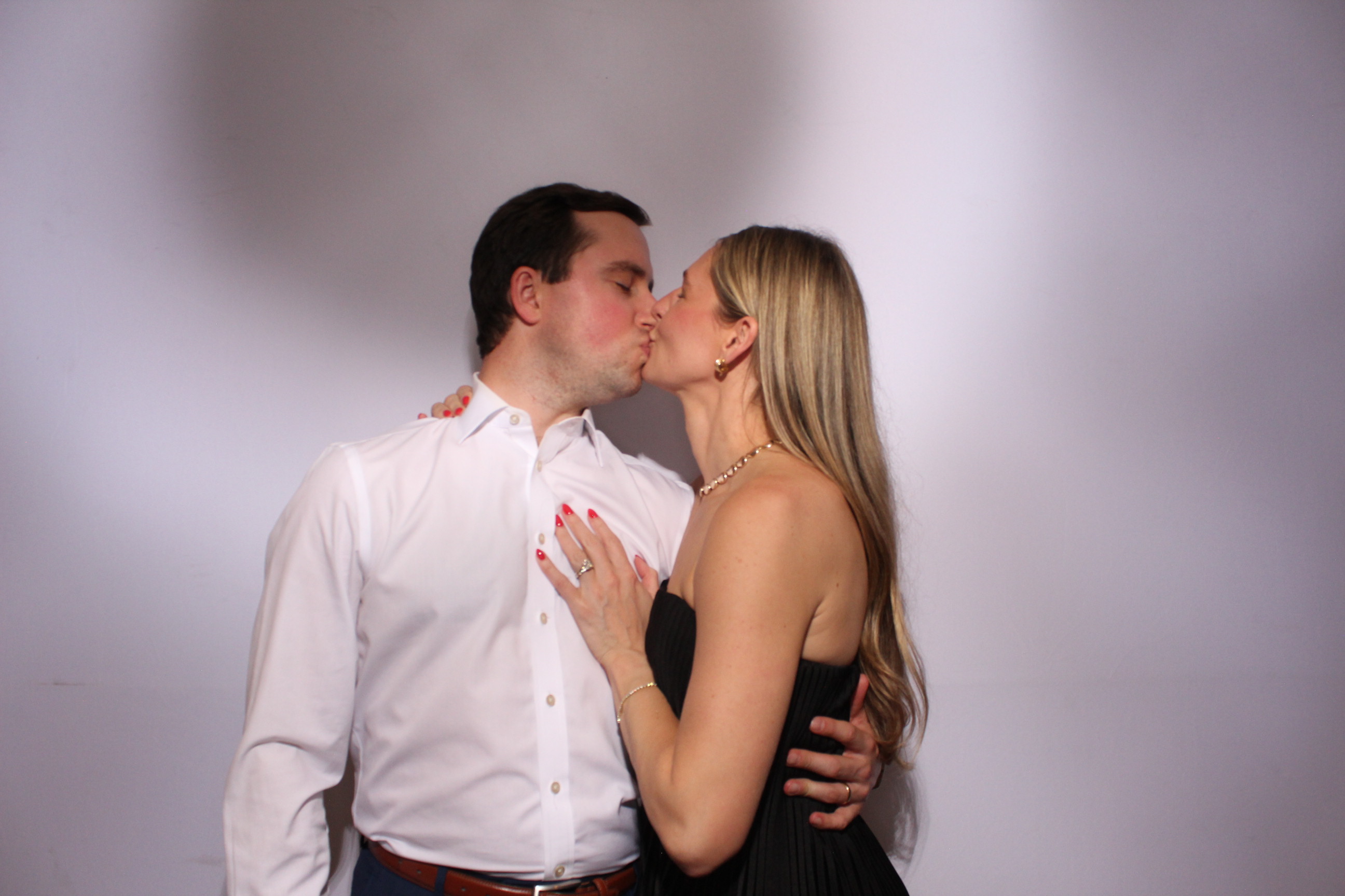 Kylie & Jordan | View more photos from the event at gallery.photoboothcincy.com/u/PhotoBoothCincy/Kylie-Jordan