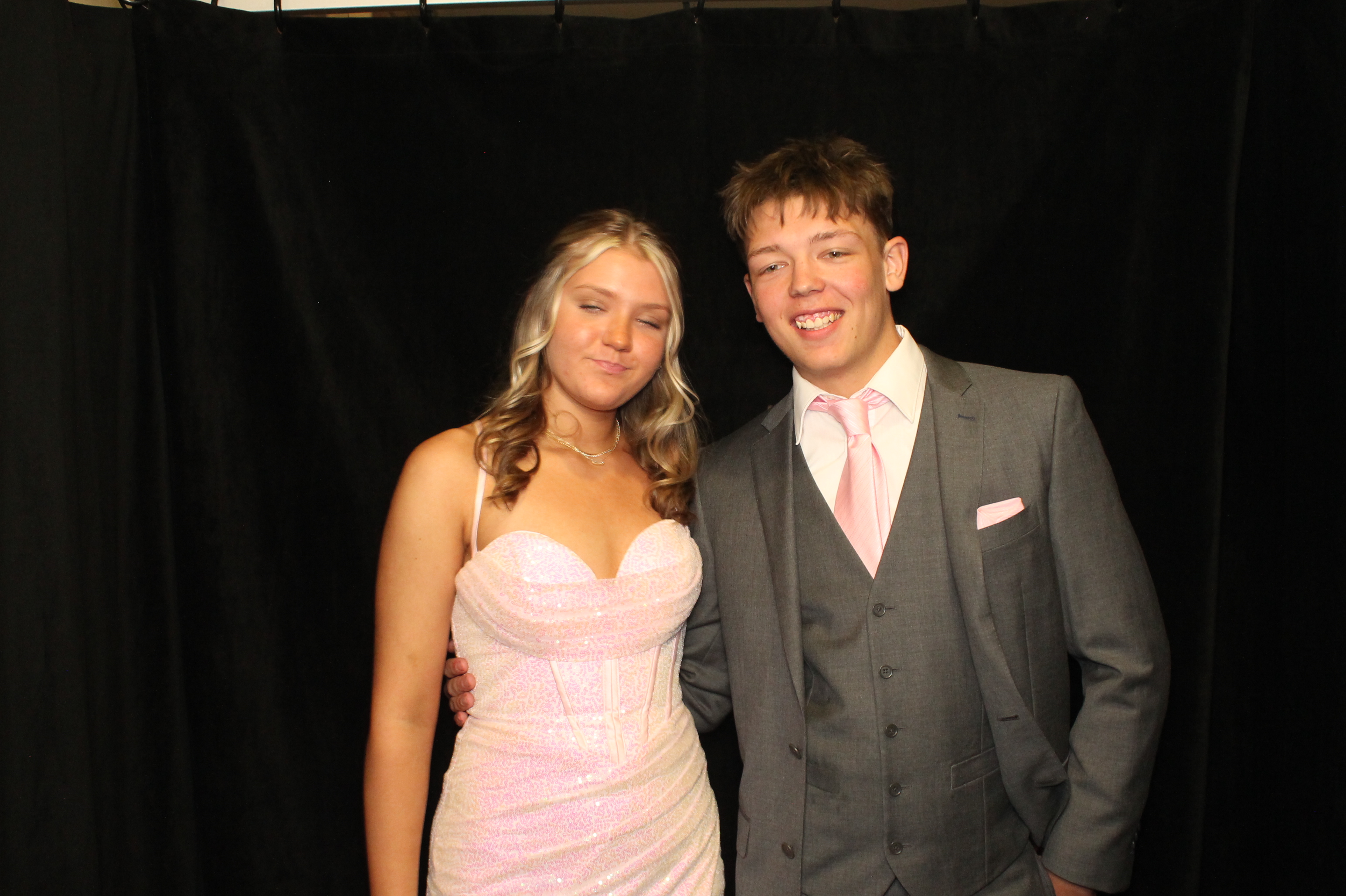 LHS Prom | View more photos from the event at gallery.photoboothcincy.com/u/PhotoBoothCincy/LHS-Prom-0