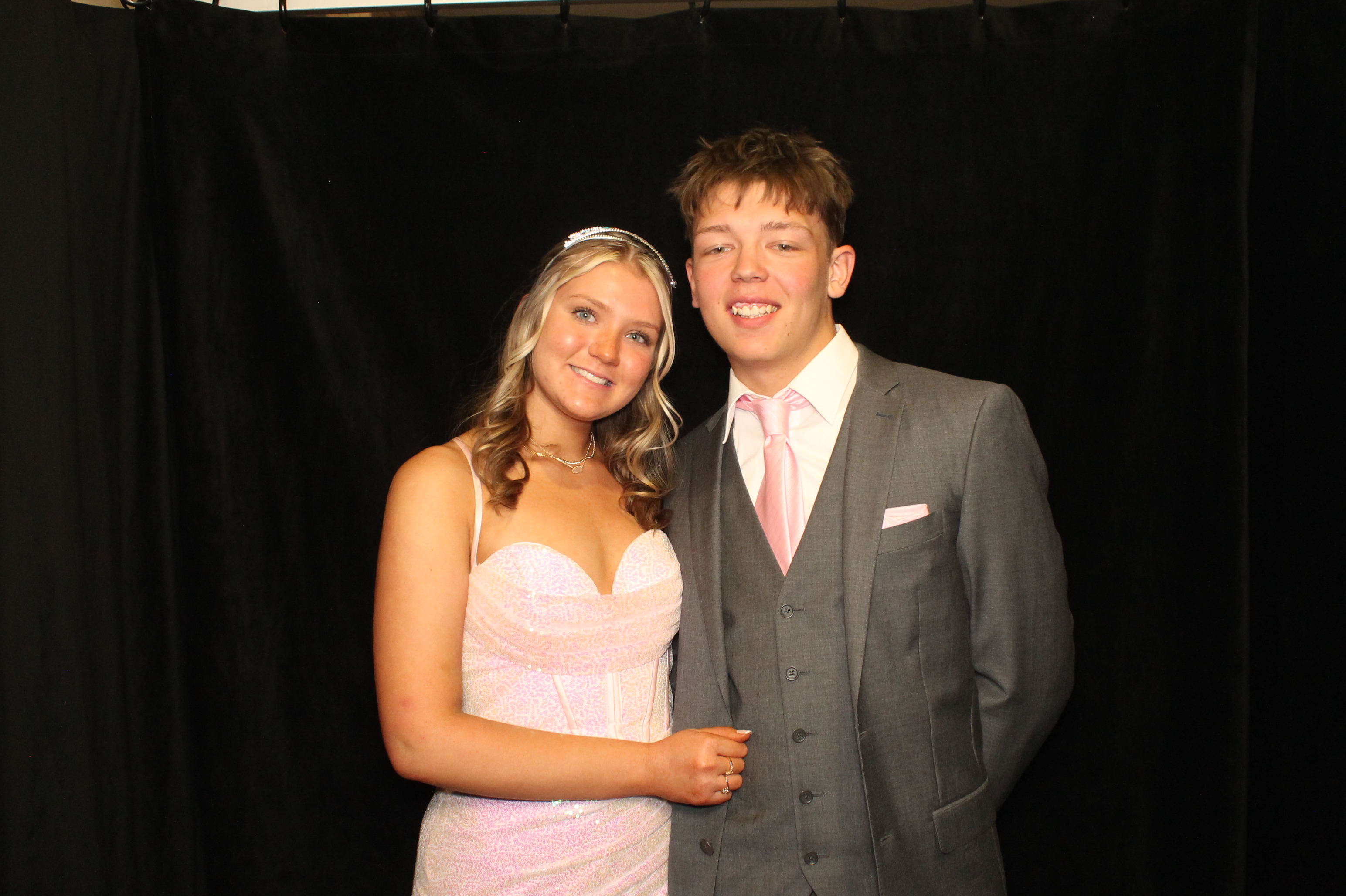 LHS Prom | View more photos from the event at gallery.photoboothcincy.com/u/PhotoBoothCincy/LHS-Prom-0