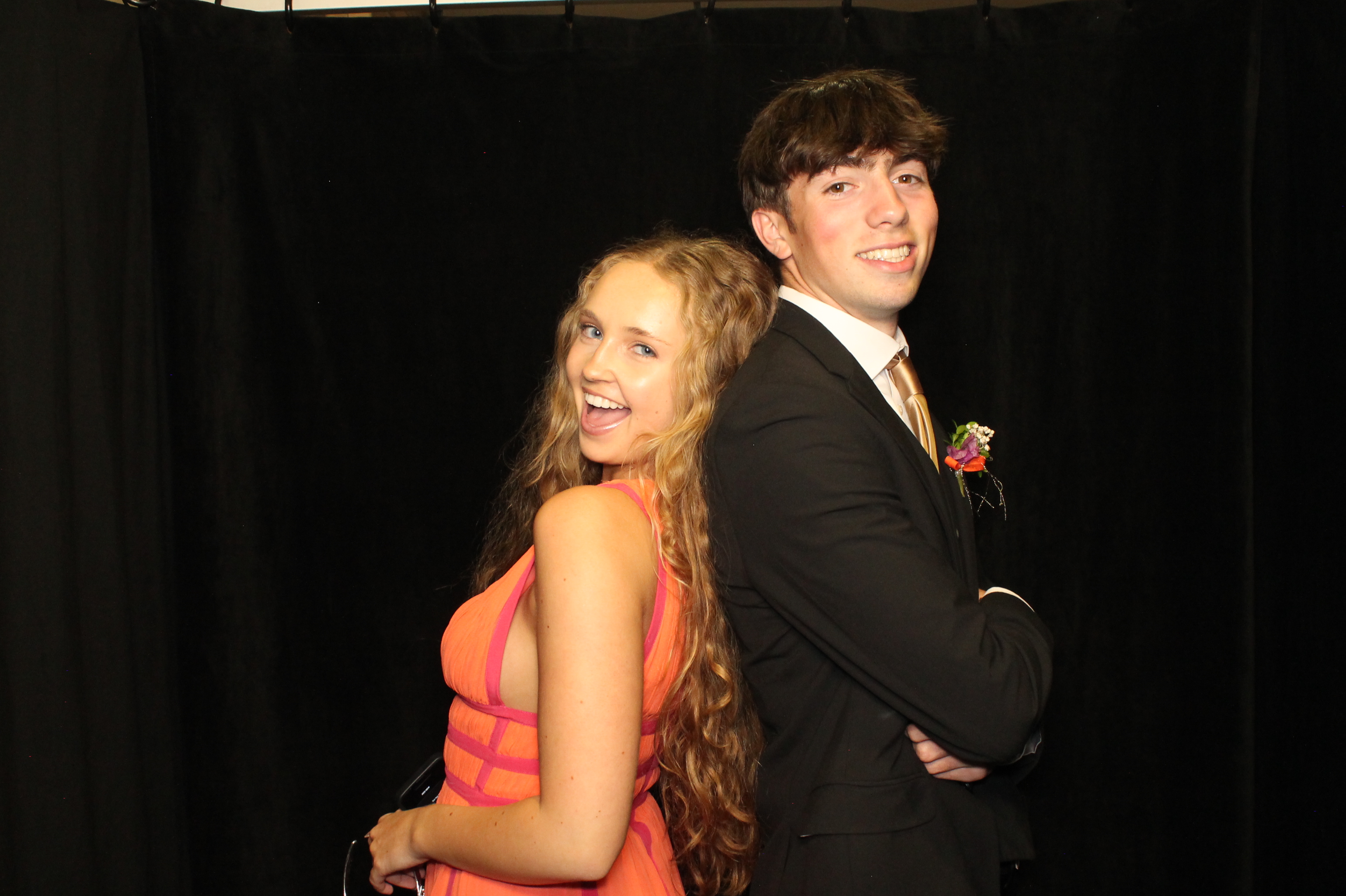 LHS Prom | View more photos from the event at gallery.photoboothcincy.com/u/PhotoBoothCincy/LHS-Prom-0
