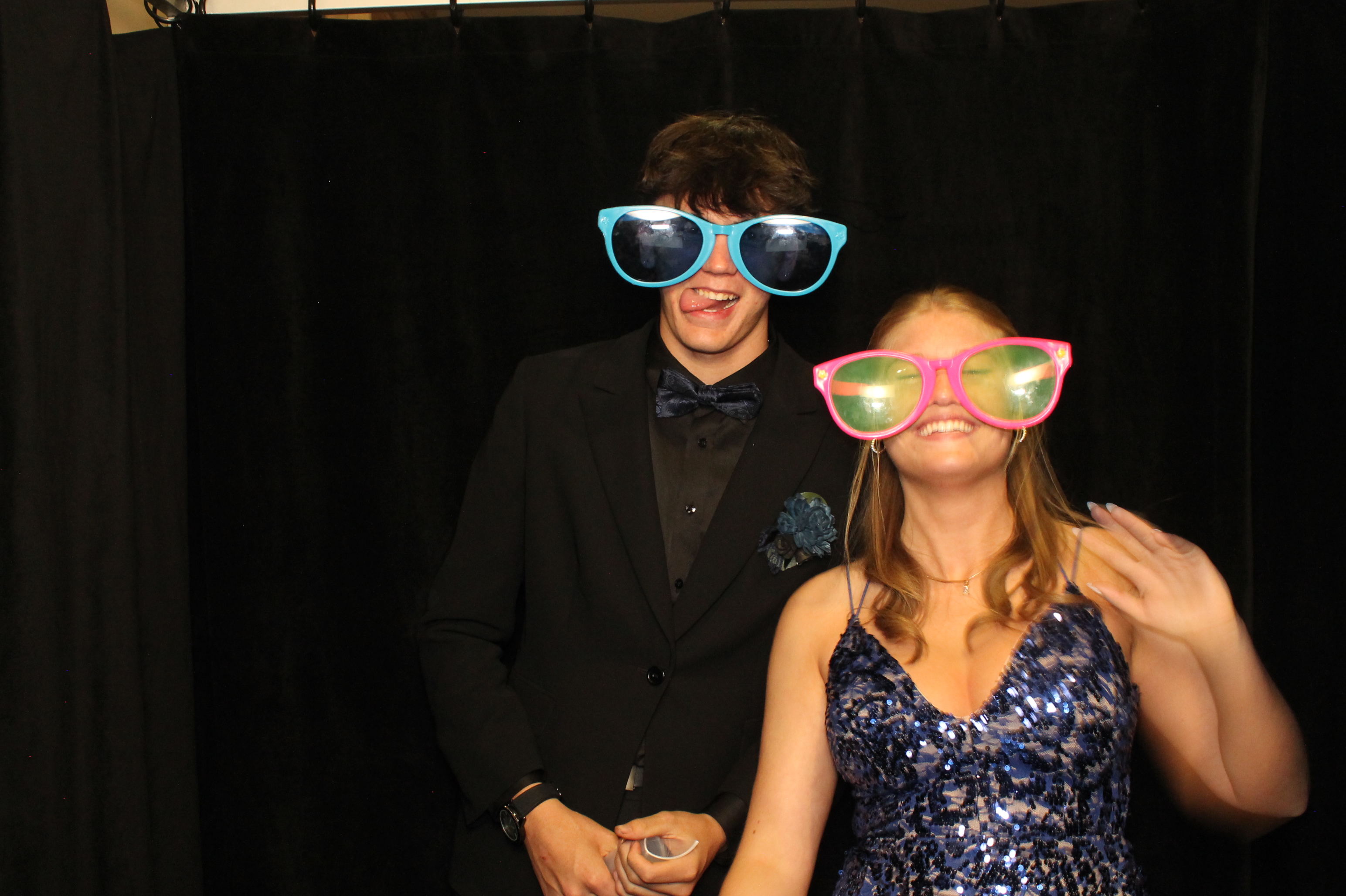 LHS Prom | View more photos from the event at gallery.photoboothcincy.com/u/PhotoBoothCincy/LHS-Prom-0