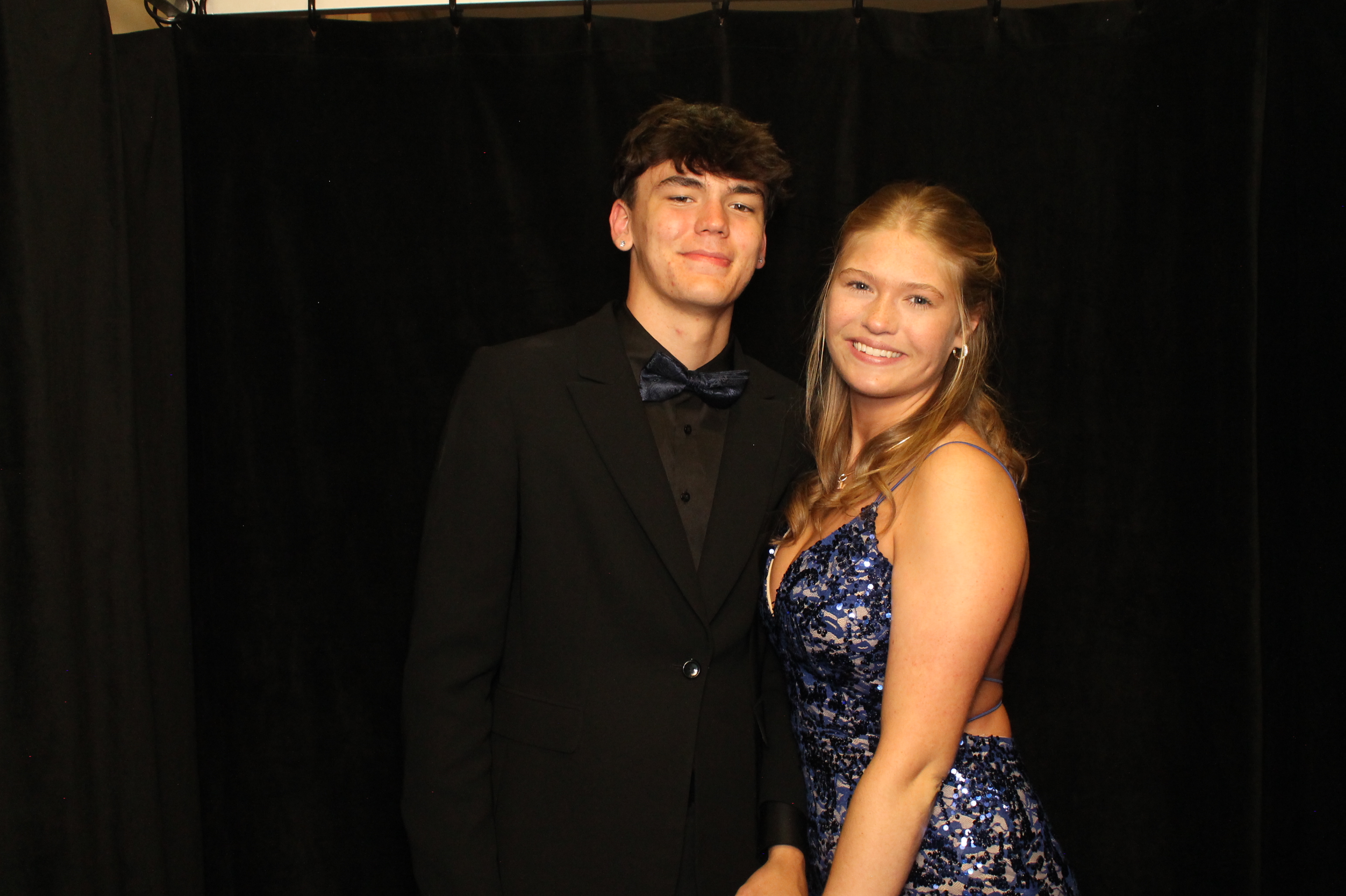 LHS Prom | View more photos from the event at gallery.photoboothcincy.com/u/PhotoBoothCincy/LHS-Prom-0