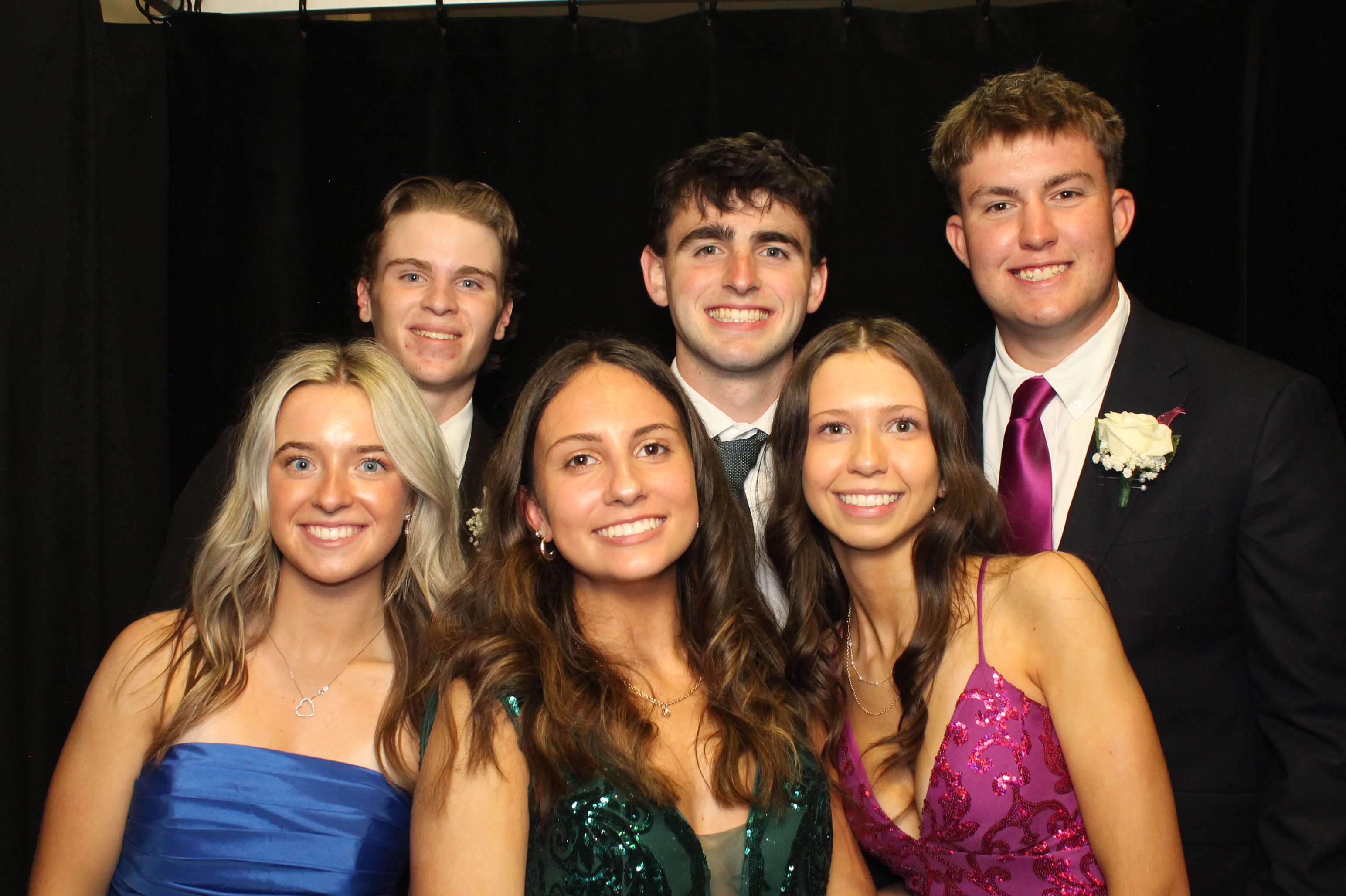 LHS Prom | View more photos from the event at gallery.photoboothcincy.com/u/PhotoBoothCincy/LHS-Prom-0