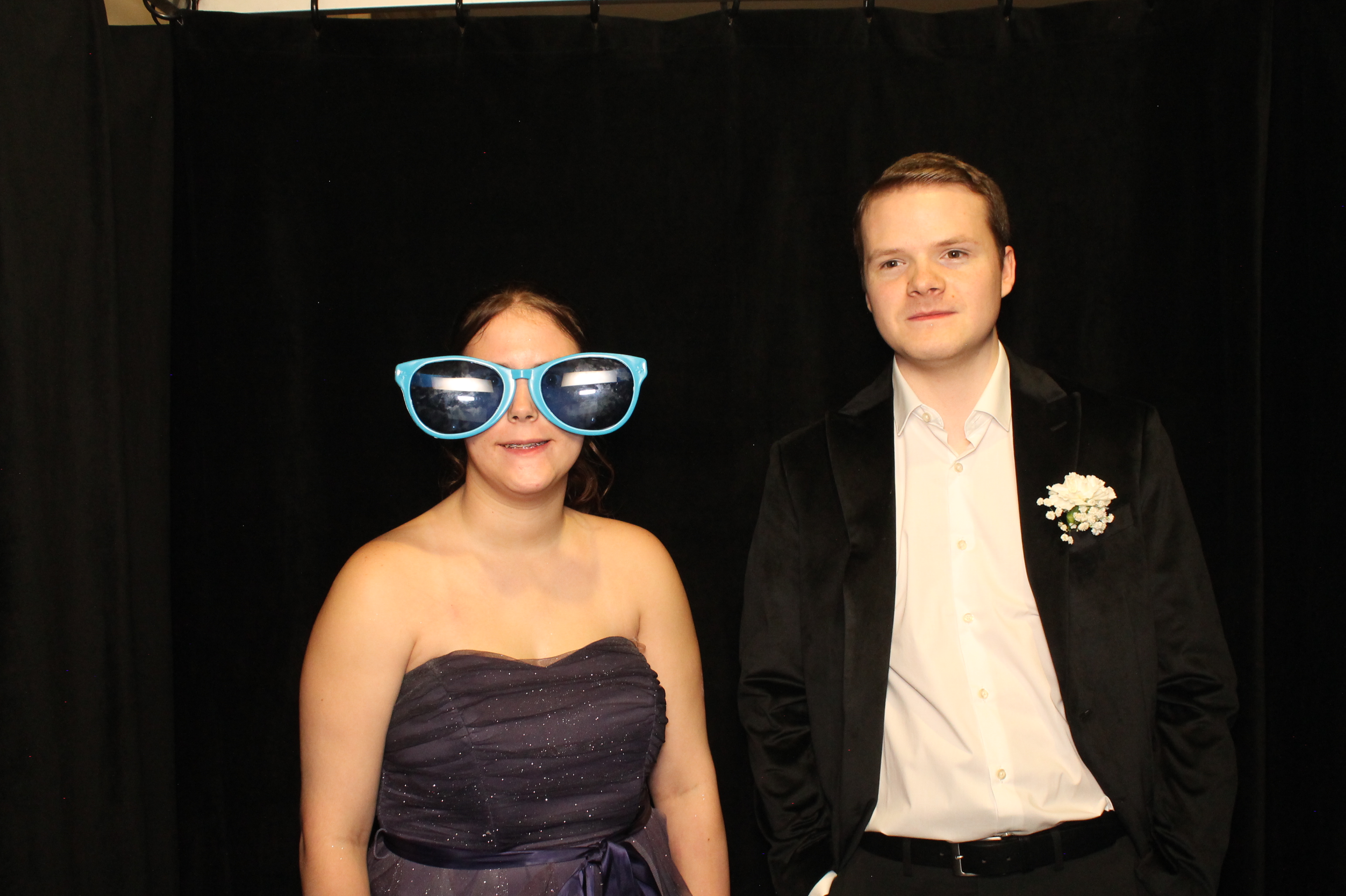 LHS Prom | View more photos from the event at gallery.photoboothcincy.com/u/PhotoBoothCincy/LHS-Prom-0