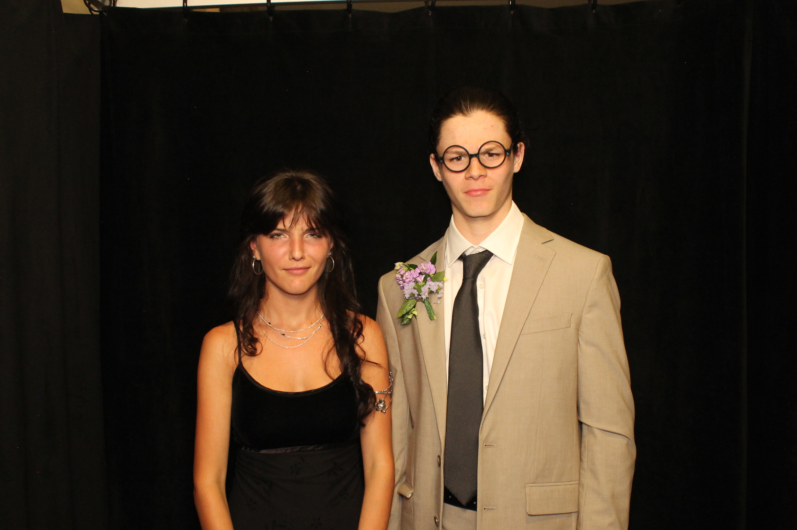 LHS Prom | View more photos from the event at gallery.photoboothcincy.com/u/PhotoBoothCincy/LHS-Prom-0