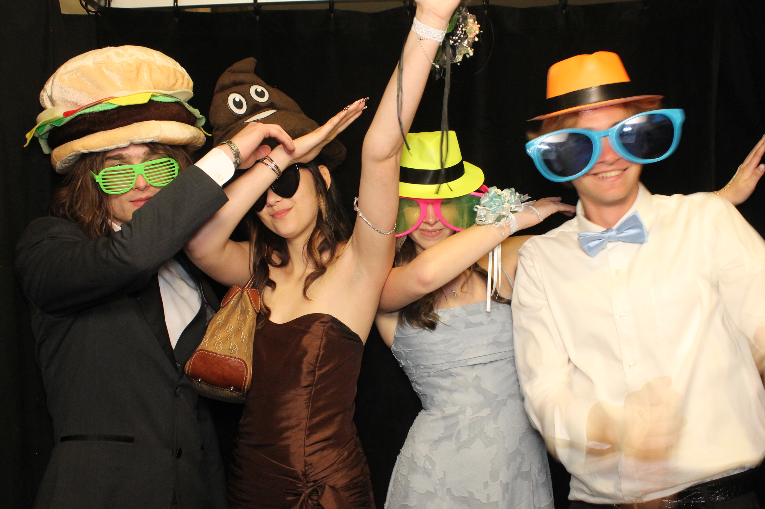LHS Prom | View more photos from the event at gallery.photoboothcincy.com/u/PhotoBoothCincy/LHS-Prom-0
