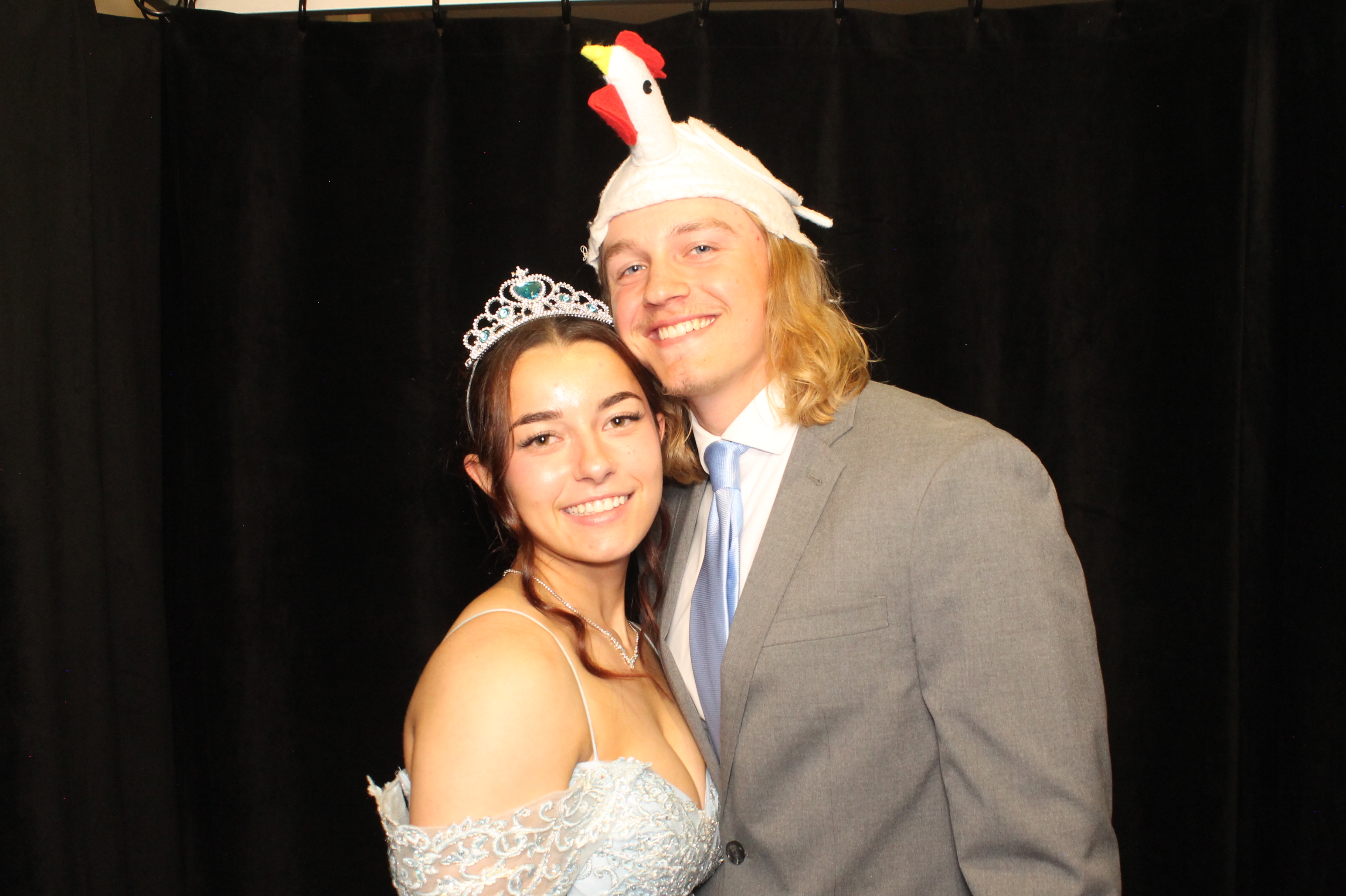 LHS Prom | View more photos from the event at gallery.photoboothcincy.com/u/PhotoBoothCincy/LHS-Prom-0