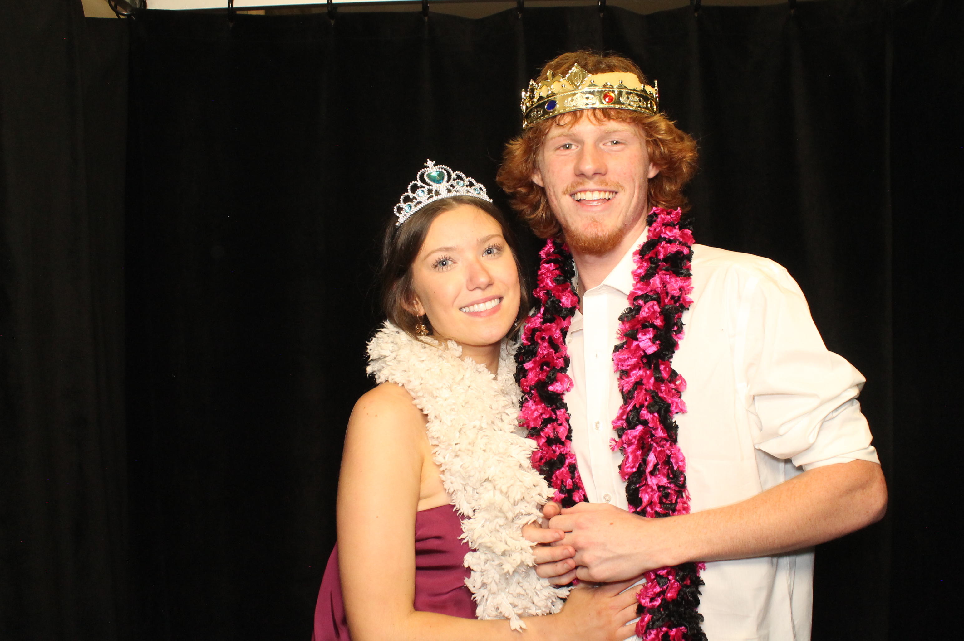 LHS Prom | View more photos from the event at gallery.photoboothcincy.com/u/PhotoBoothCincy/LHS-Prom-0