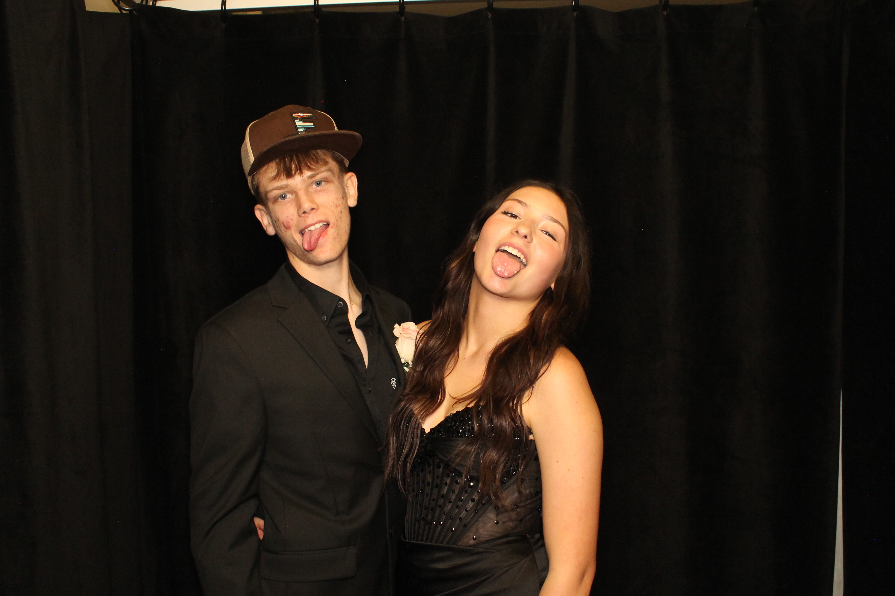 LHS Prom | View more photos from the event at gallery.photoboothcincy.com/u/PhotoBoothCincy/LHS-Prom-0