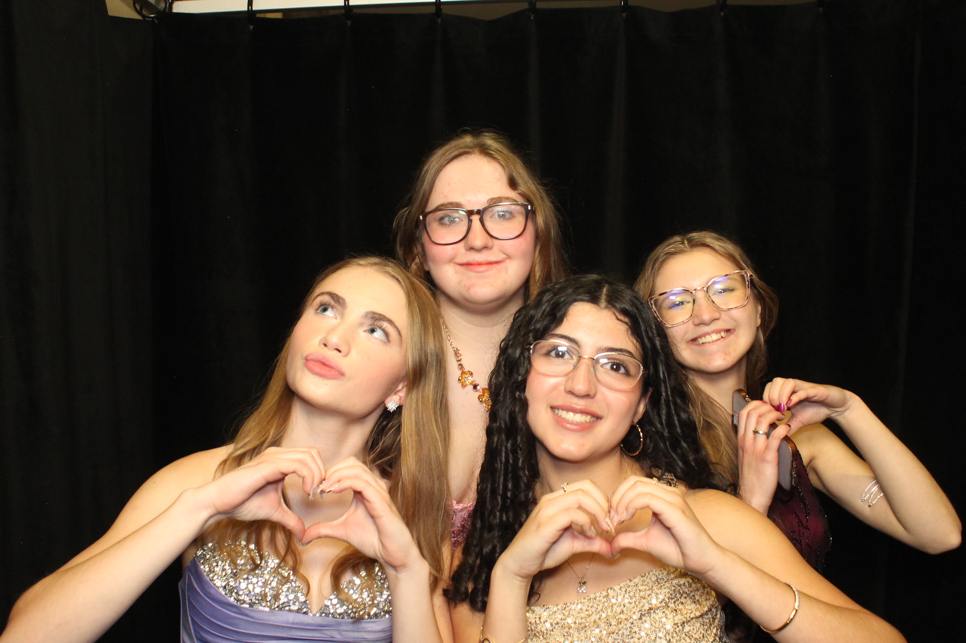 LHS Prom | View more photos from the event at gallery.photoboothcincy.com/u/PhotoBoothCincy/LHS-Prom-0