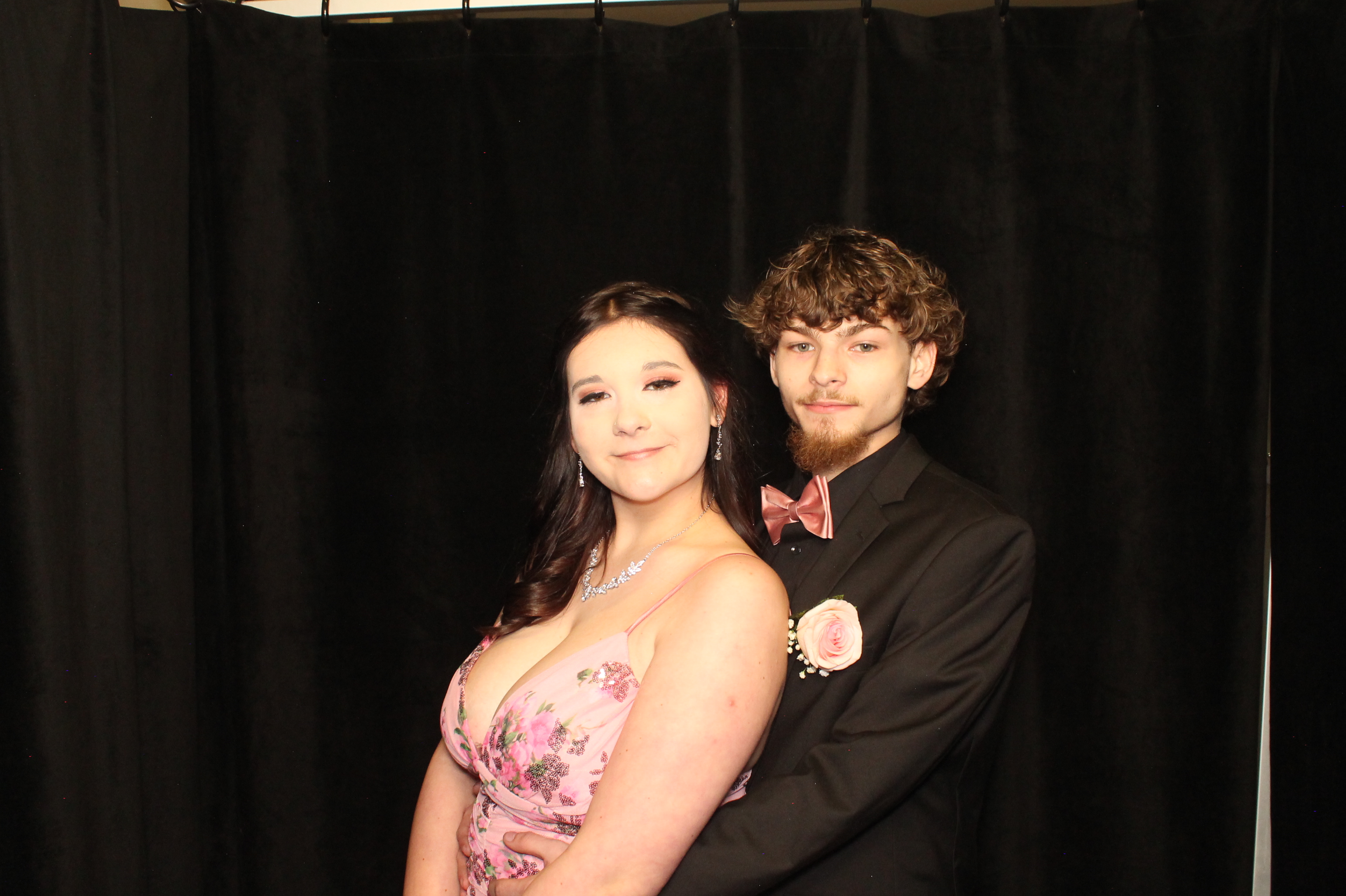 LHS Prom | View more photos from the event at gallery.photoboothcincy.com/u/PhotoBoothCincy/LHS-Prom-0