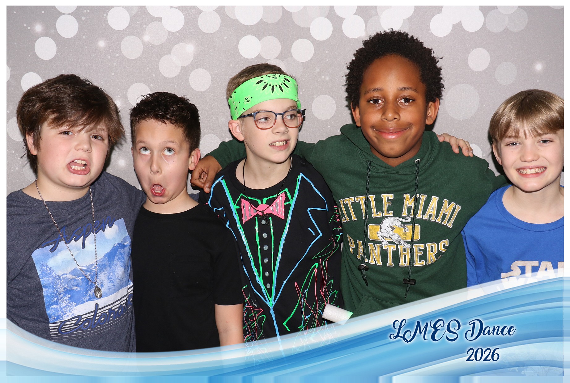 LMES Dance 2026 | View more photos from the event at gallery.photoboothcincy.com/u/PhotoBoothCincy/LMES-Dance-2026