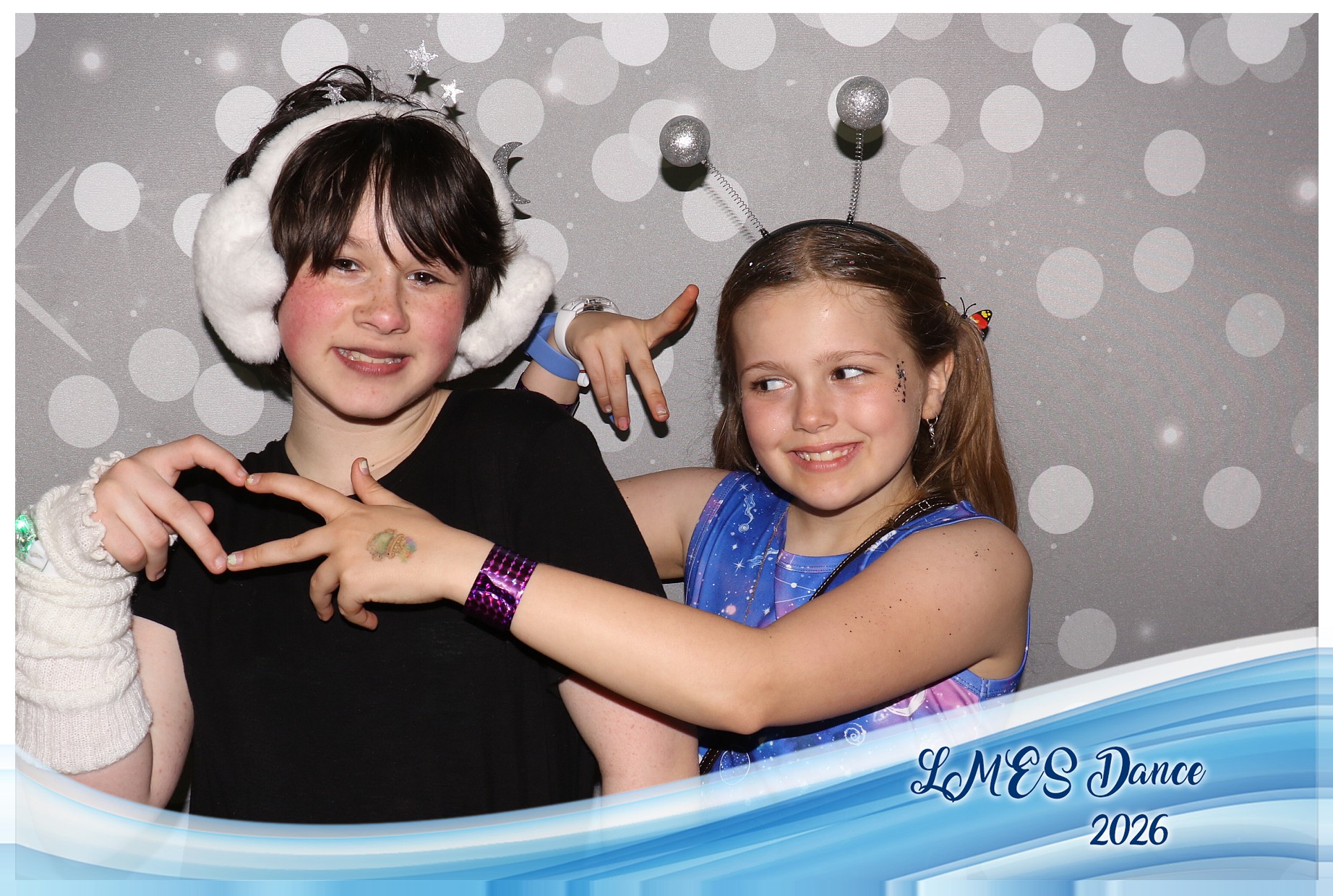 LMES Dance 2026 | View more photos from the event at gallery.photoboothcincy.com/u/PhotoBoothCincy/LMES-Dance-2026