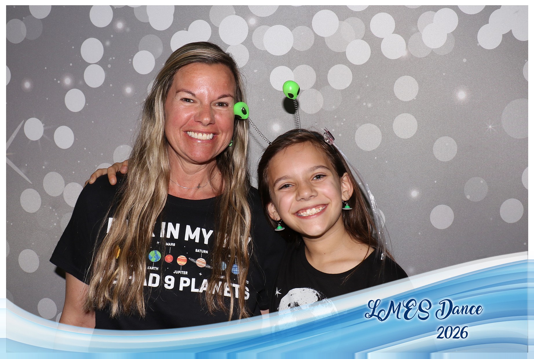 LMES Dance 2026 | View more photos from the event at gallery.photoboothcincy.com/u/PhotoBoothCincy/LMES-Dance-2026