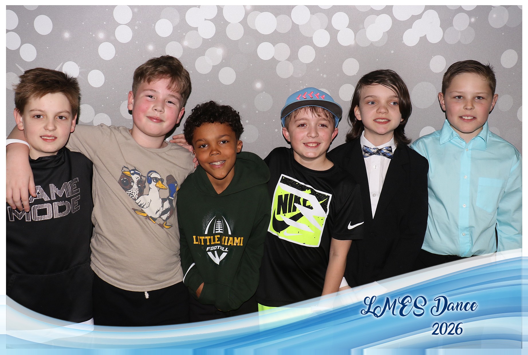 LMES Dance 2026 | View more photos from the event at gallery.photoboothcincy.com/u/PhotoBoothCincy/LMES-Dance-2026