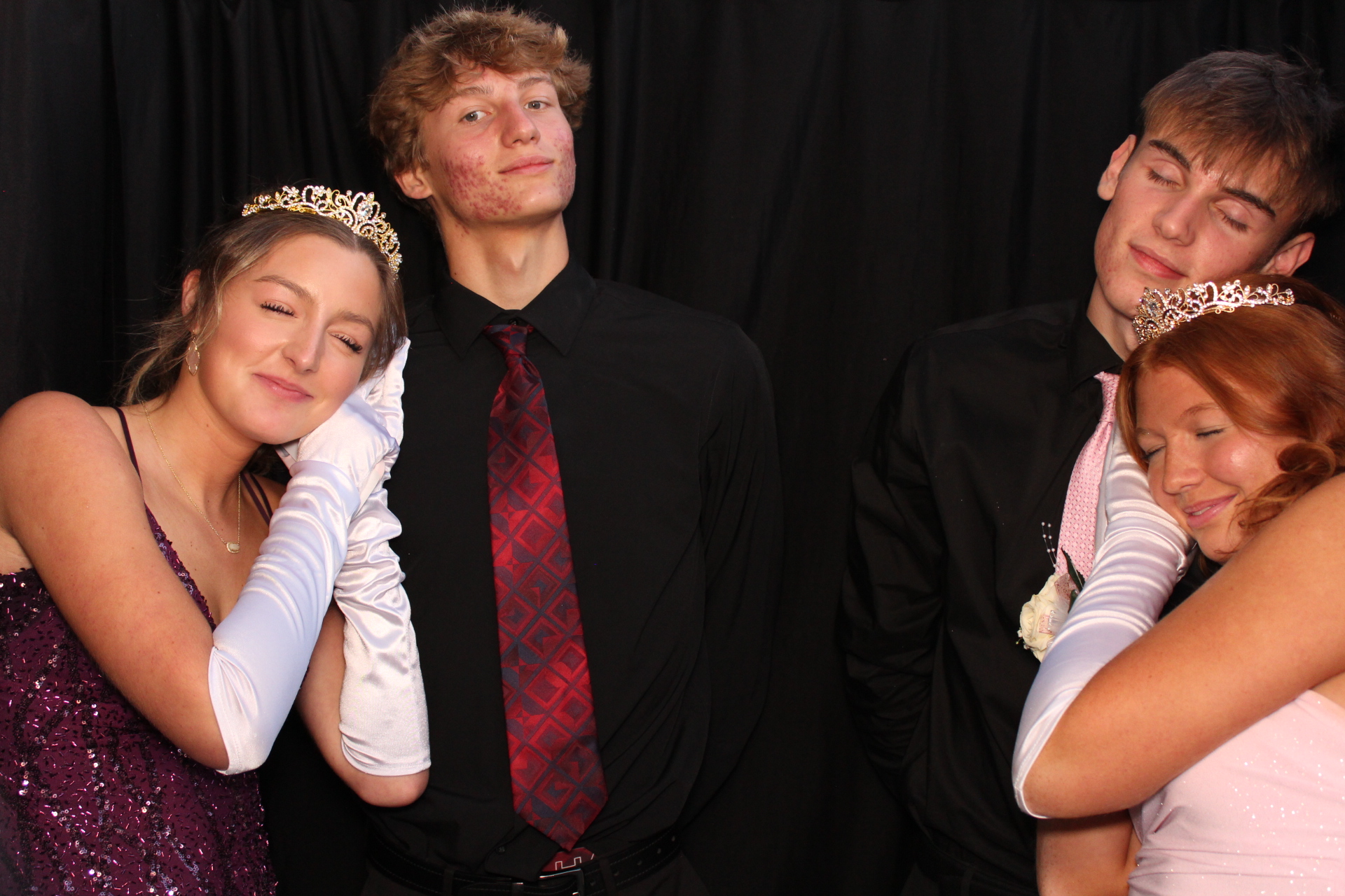 LMHS Homecoming Booth 1 | View more photos from the event at gallery.photoboothcincy.com/u/PhotoBoothCincy/LMHS-Homecoming-Booth-1