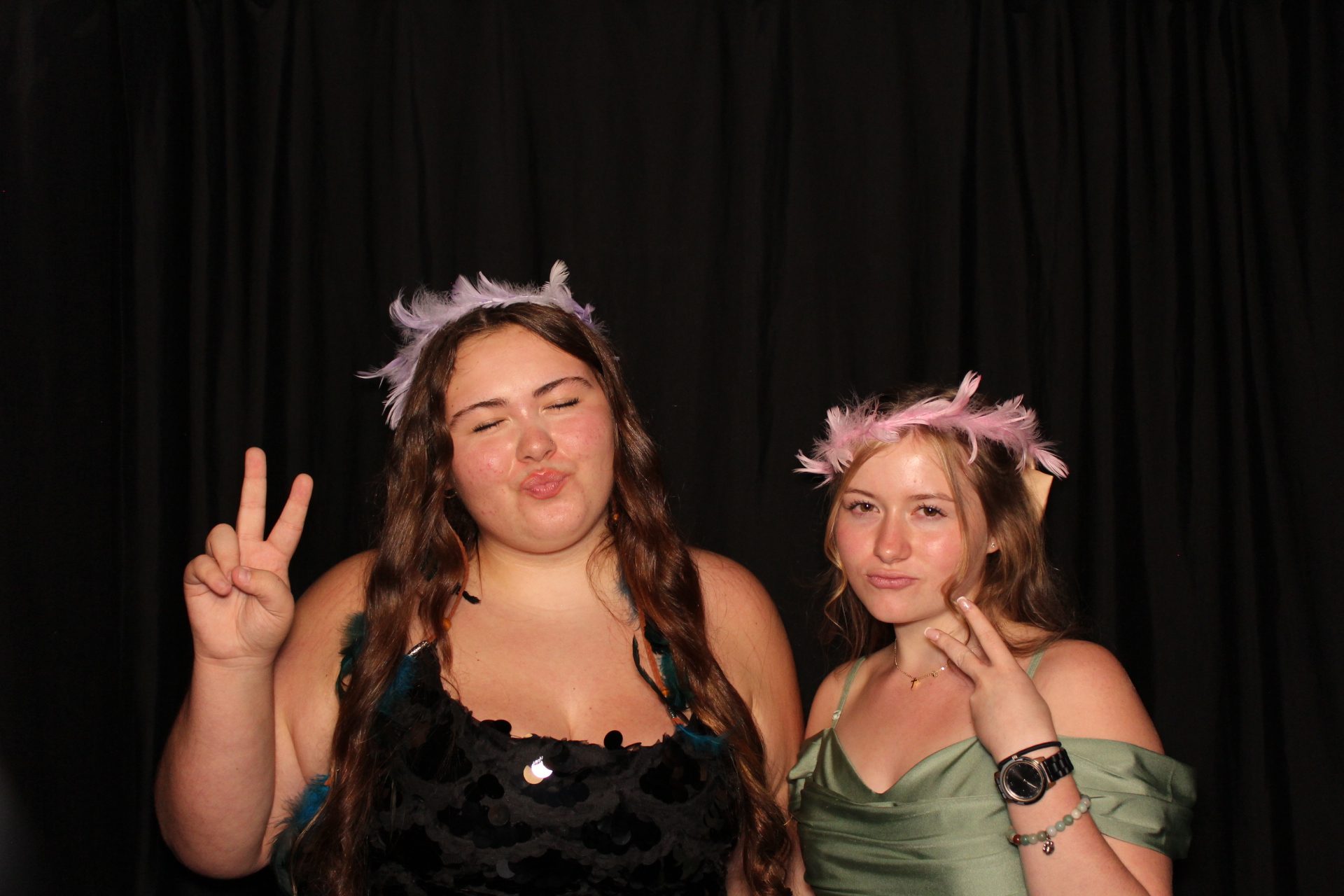 LMHS Homecoming Booth 1 | View more photos from the event at gallery.photoboothcincy.com/u/PhotoBoothCincy/LMHS-Homecoming-Booth-1
