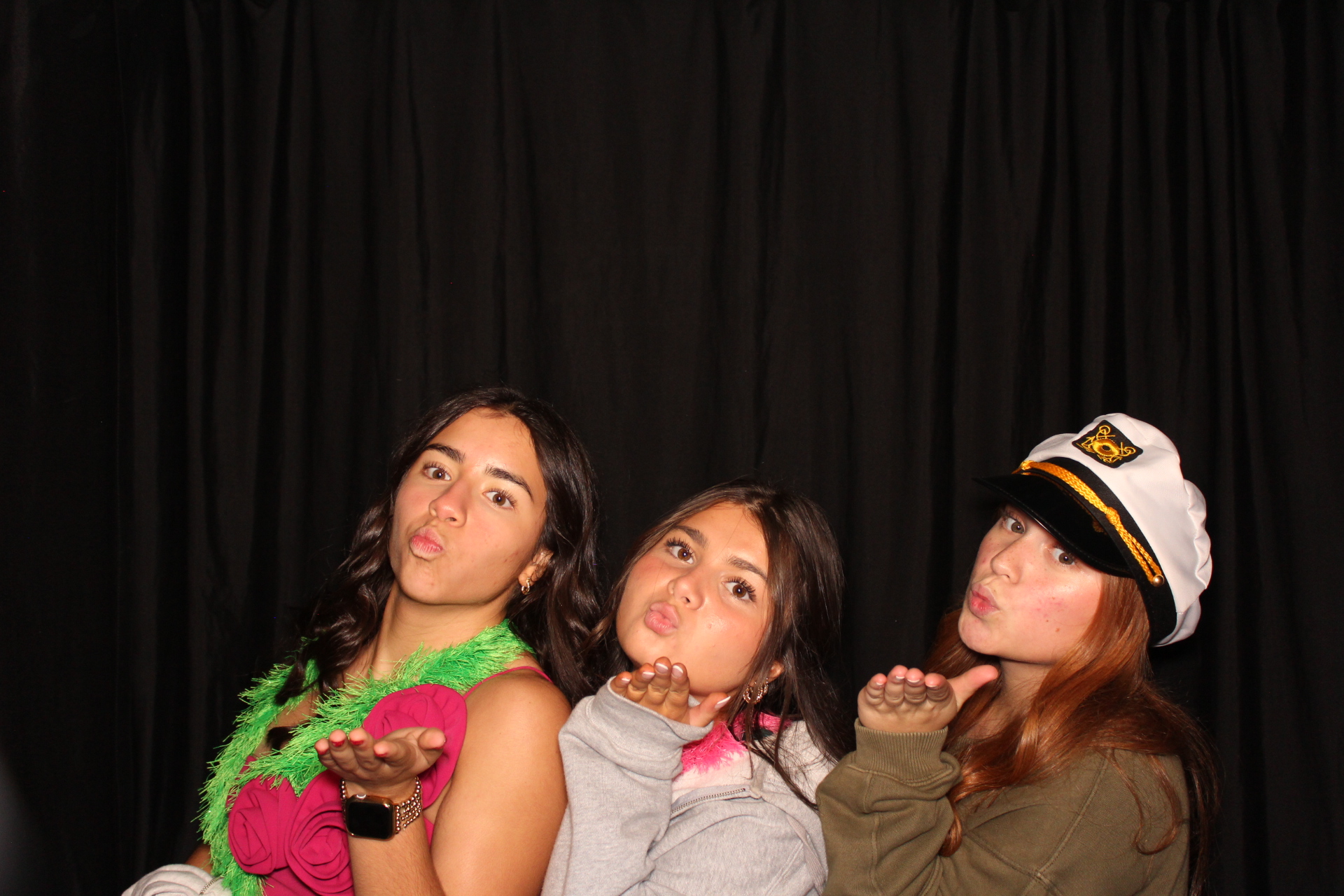 LMHS Homecoming Booth 1 | View more photos from the event at gallery.photoboothcincy.com/u/PhotoBoothCincy/LMHS-Homecoming-Booth-1