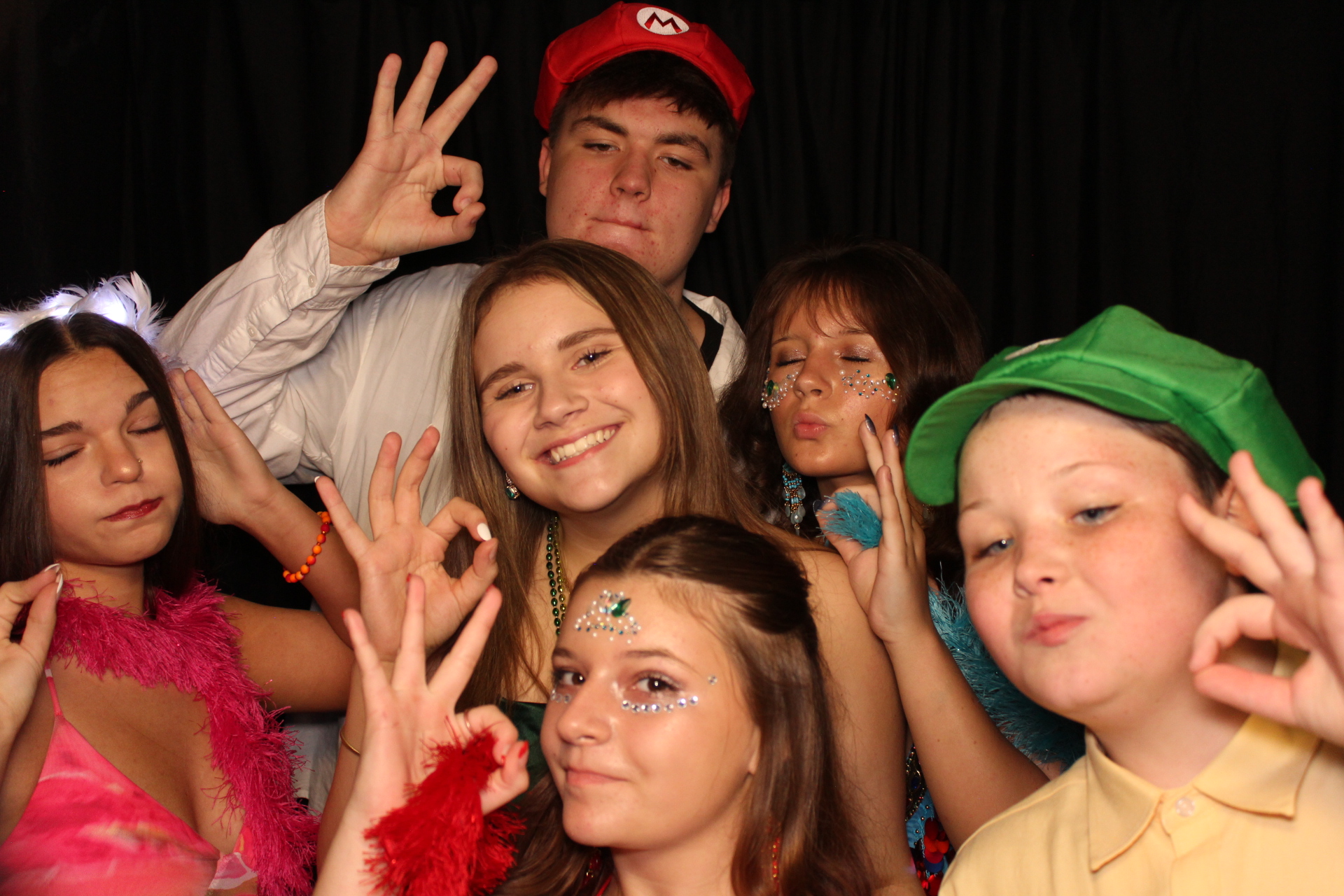 LMHS Homecoming Booth 1 | View more photos from the event at gallery.photoboothcincy.com/u/PhotoBoothCincy/LMHS-Homecoming-Booth-1