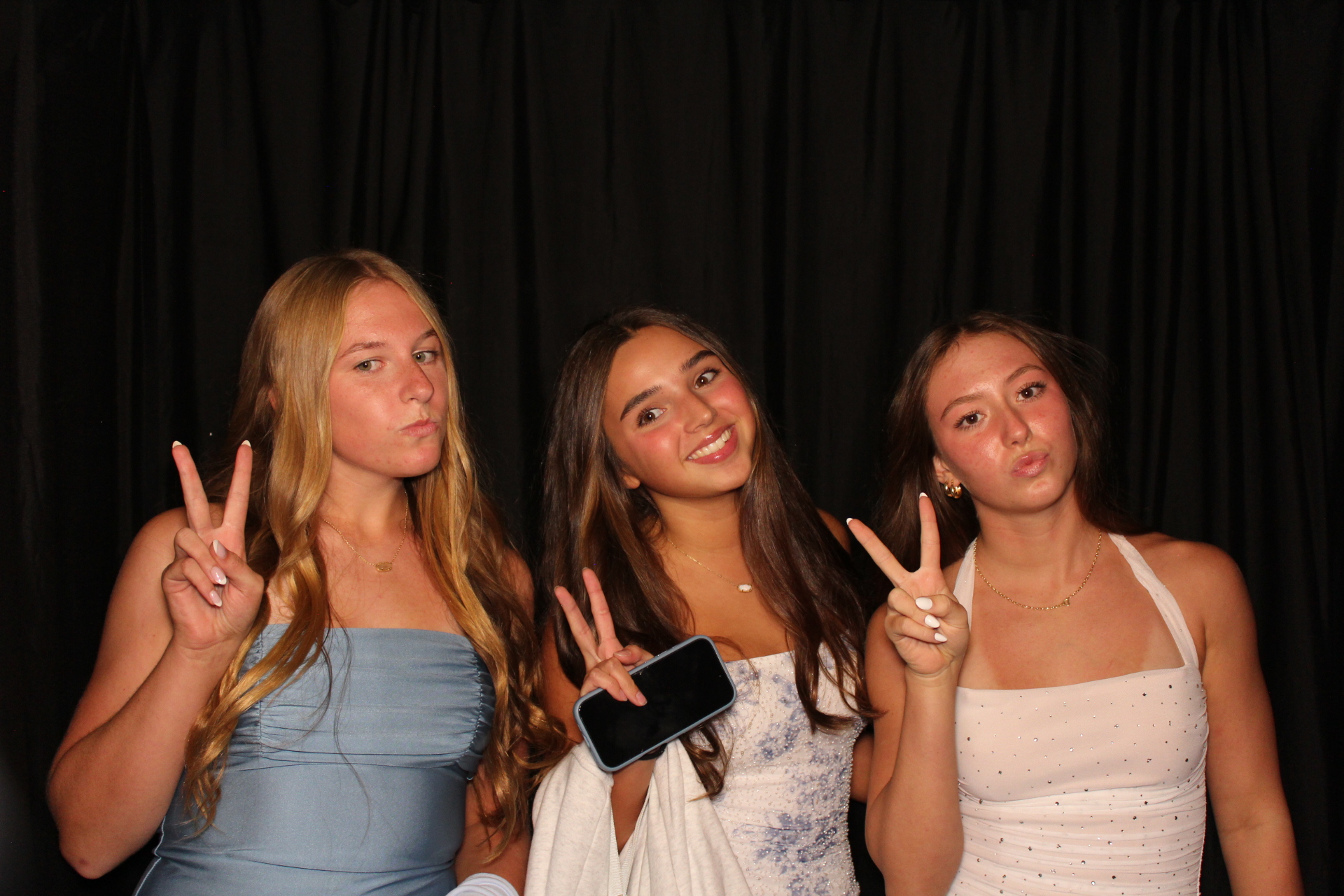 LMHS Homecoming Booth 1 | View more photos from the event at gallery.photoboothcincy.com/u/PhotoBoothCincy/LMHS-Homecoming-Booth-1