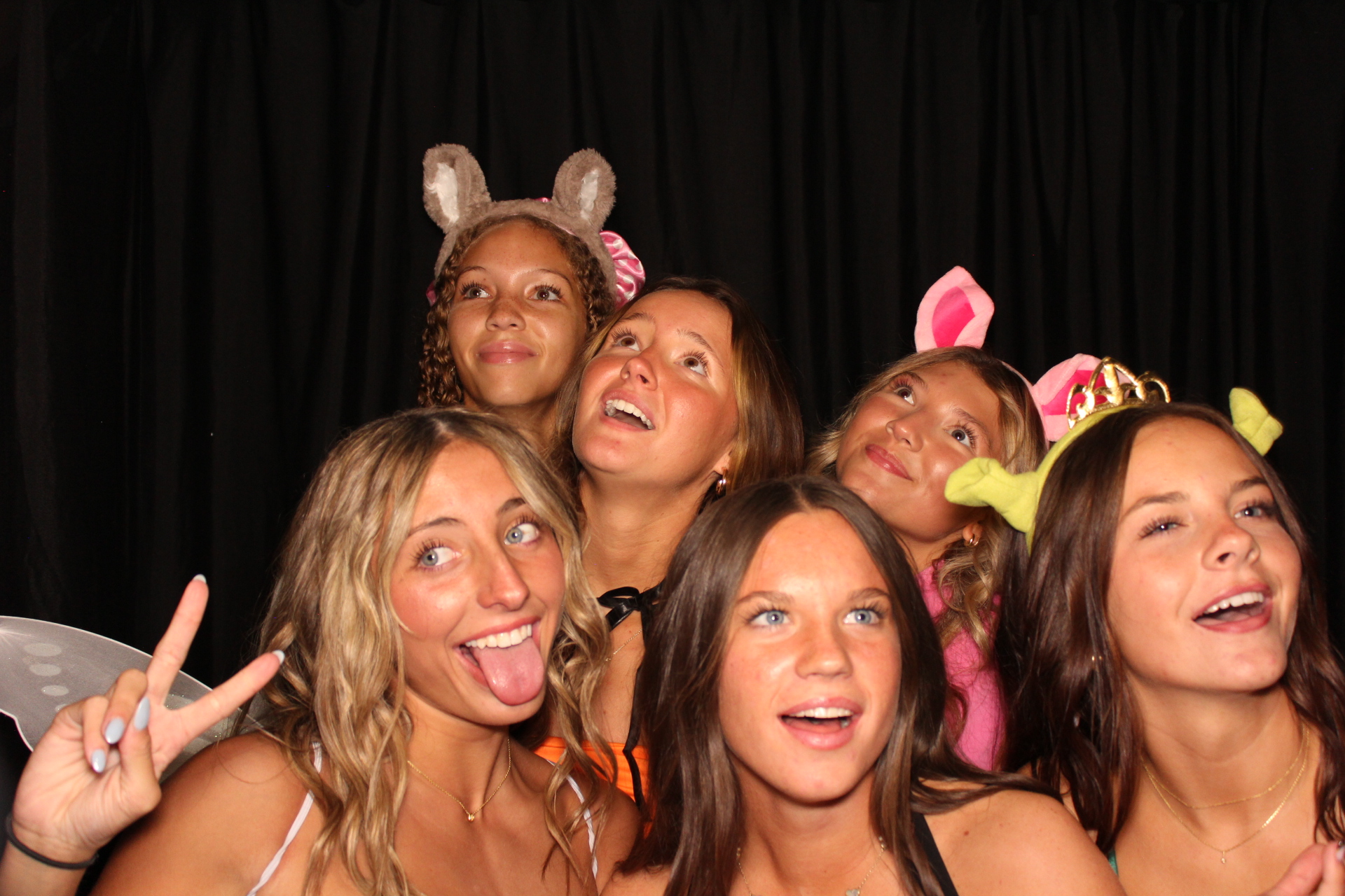 LMHS Homecoming Booth 1 | View more photos from the event at gallery.photoboothcincy.com/u/PhotoBoothCincy/LMHS-Homecoming-Booth-1