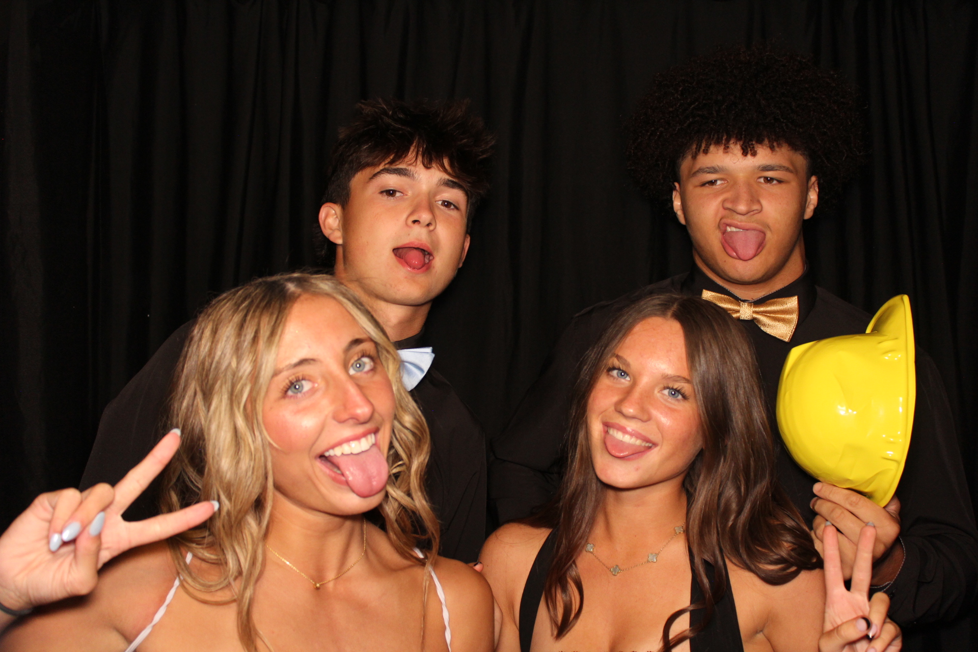 LMHS Homecoming Booth 1 | View more photos from the event at gallery.photoboothcincy.com/u/PhotoBoothCincy/LMHS-Homecoming-Booth-1