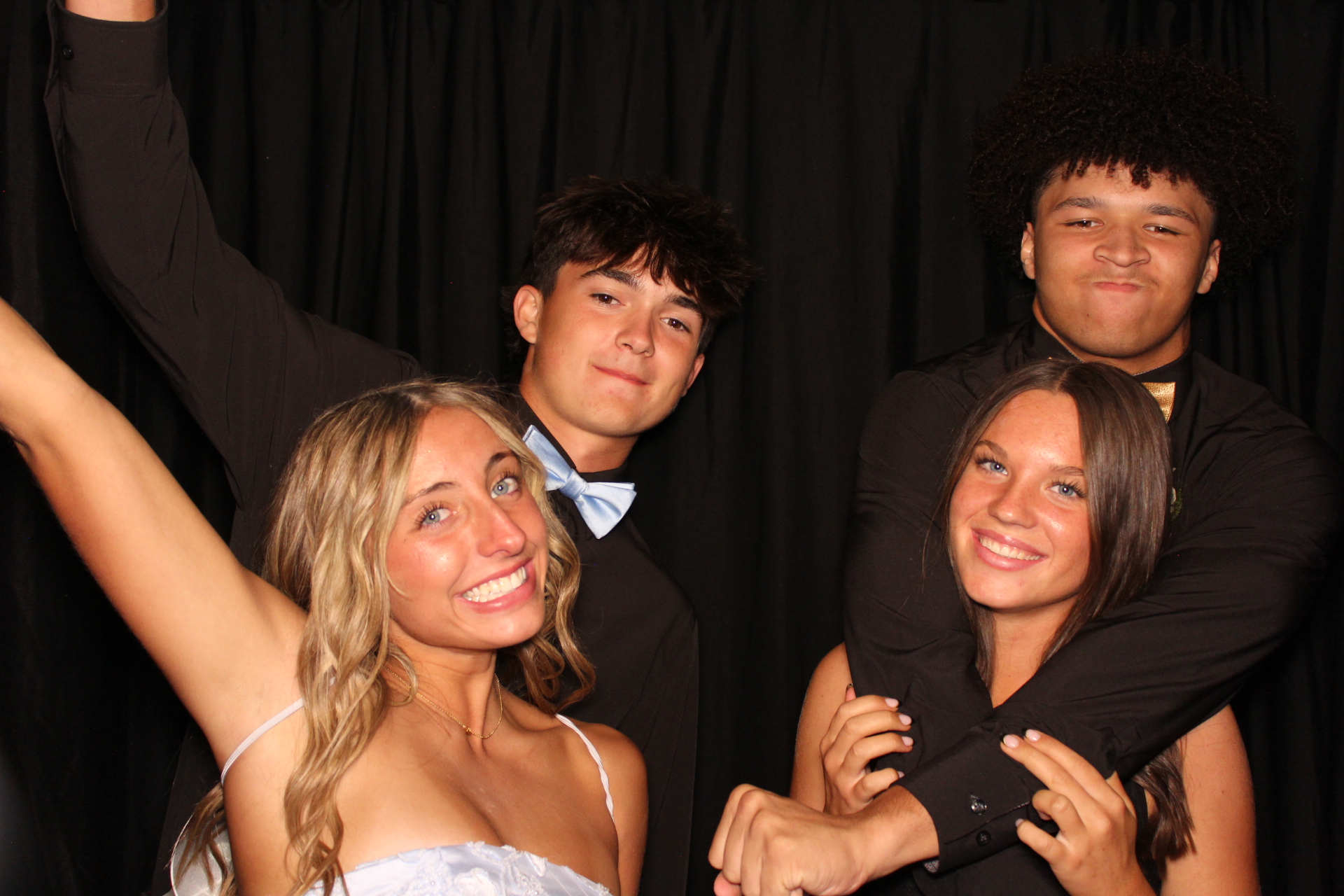 LMHS Homecoming Booth 1 | View more photos from the event at gallery.photoboothcincy.com/u/PhotoBoothCincy/LMHS-Homecoming-Booth-1