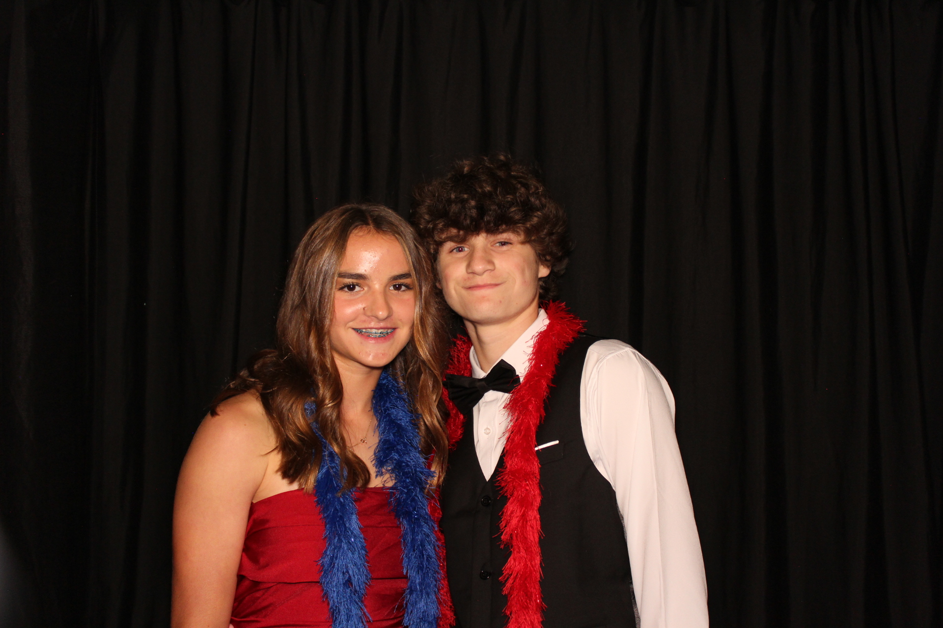 LMHS Homecoming Booth 1 | View more photos from the event at gallery.photoboothcincy.com/u/PhotoBoothCincy/LMHS-Homecoming-Booth-1