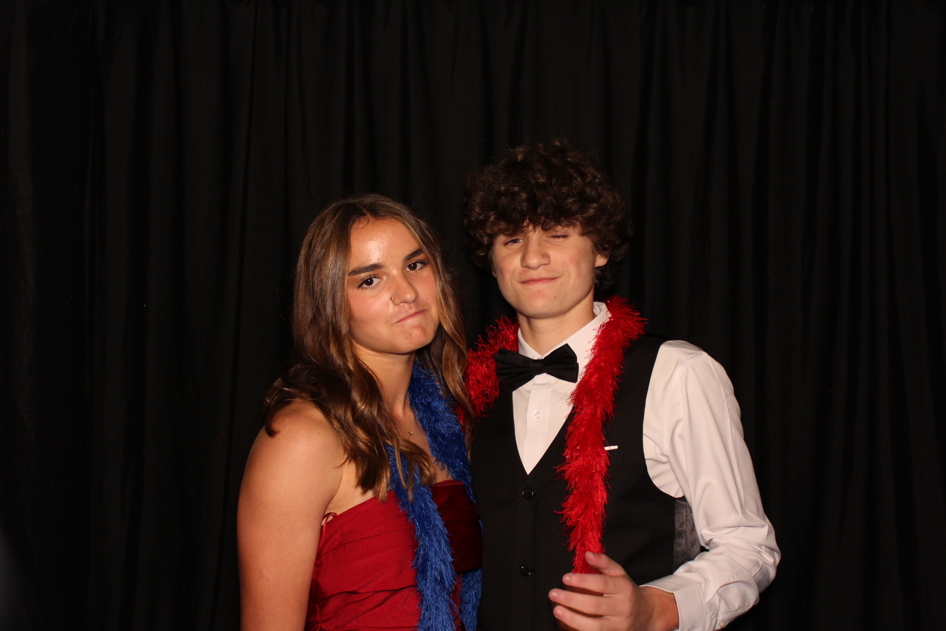 LMHS Homecoming Booth 1 | View more photos from the event at gallery.photoboothcincy.com/u/PhotoBoothCincy/LMHS-Homecoming-Booth-1
