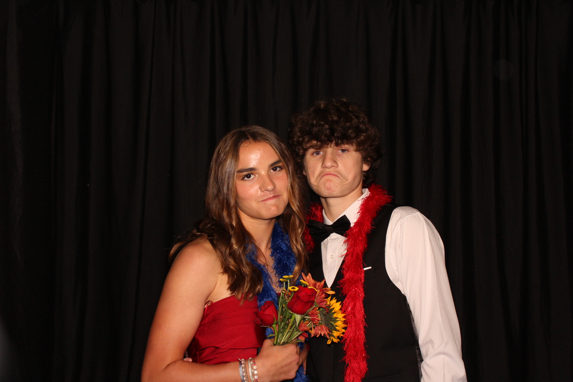 LMHS Homecoming Booth 1 | View more photos from the event at gallery.photoboothcincy.com/u/PhotoBoothCincy/LMHS-Homecoming-Booth-1