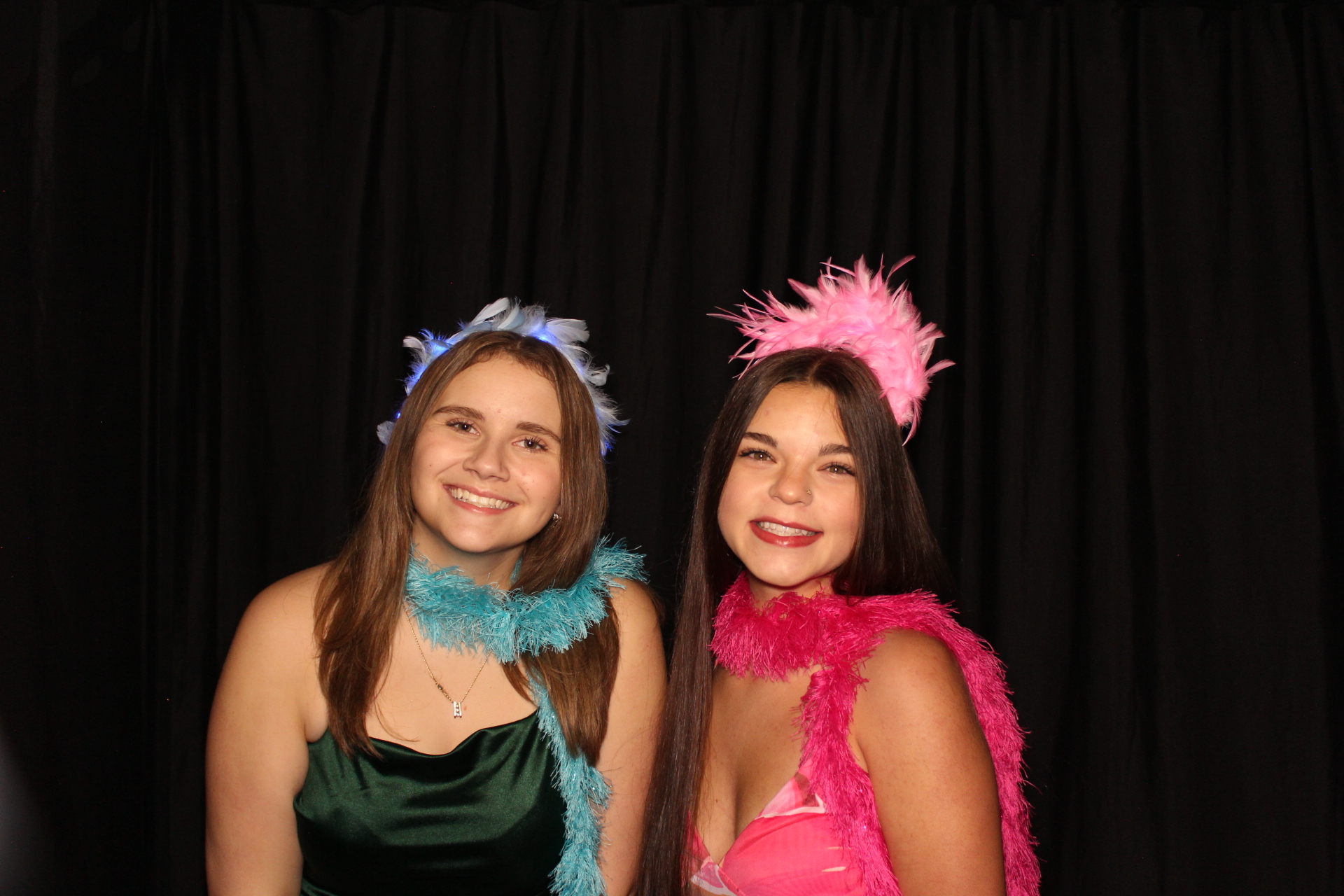 LMHS Homecoming Booth 1 | View more photos from the event at gallery.photoboothcincy.com/u/PhotoBoothCincy/LMHS-Homecoming-Booth-1
