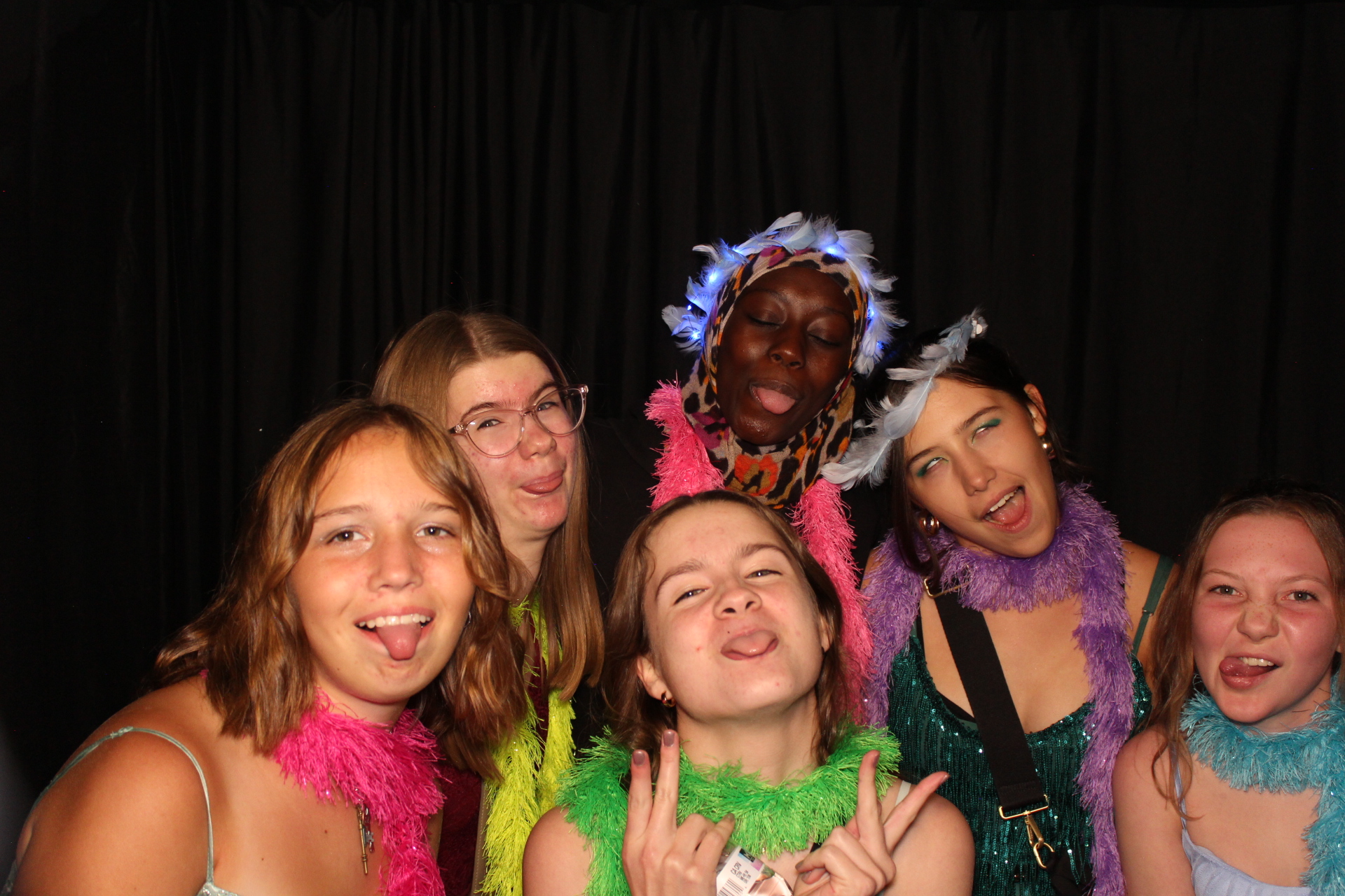 LMHS Homecoming Booth 1 | View more photos from the event at gallery.photoboothcincy.com/u/PhotoBoothCincy/LMHS-Homecoming-Booth-1