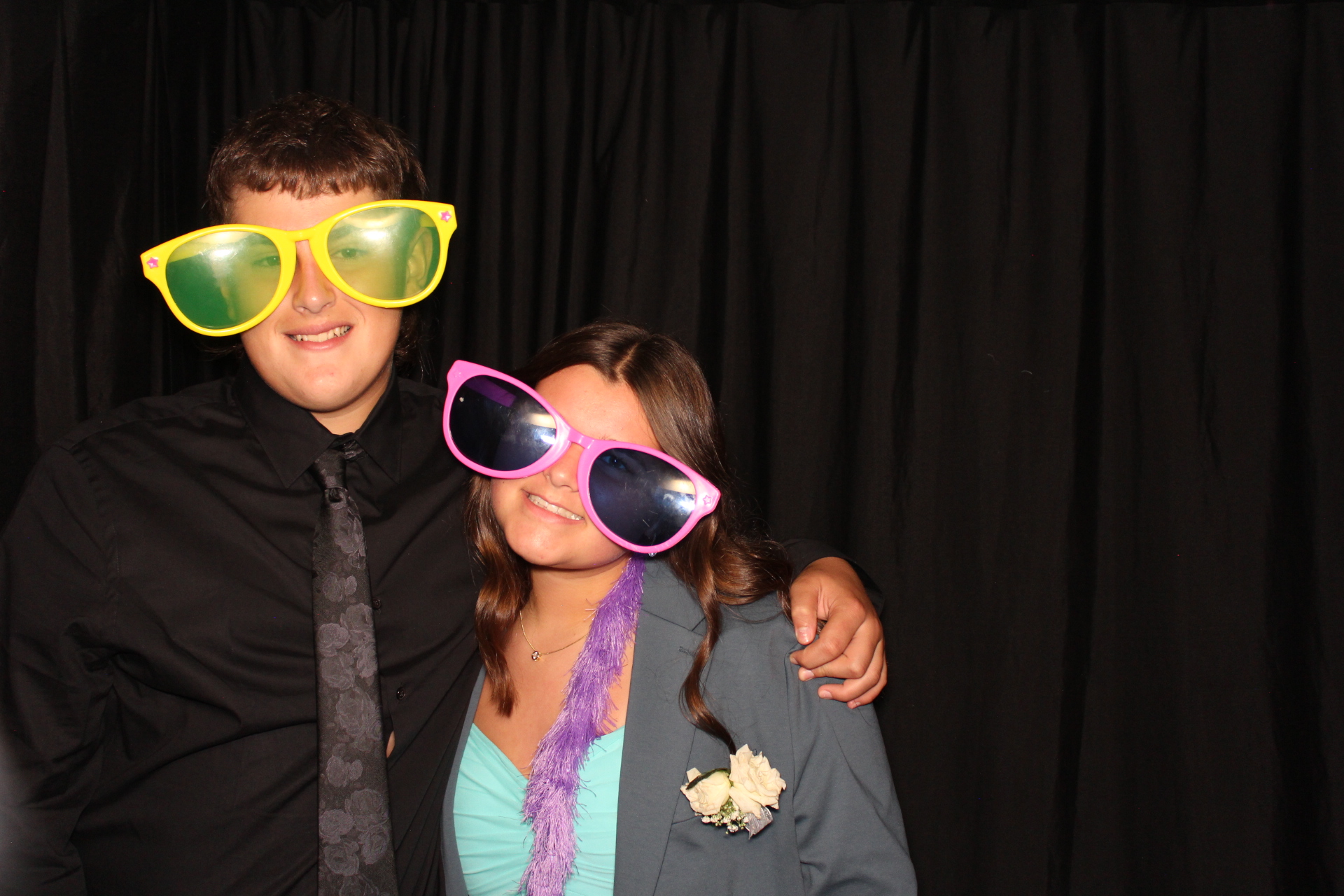 LMHS Homecoming Booth 1 | View more photos from the event at gallery.photoboothcincy.com/u/PhotoBoothCincy/LMHS-Homecoming-Booth-1