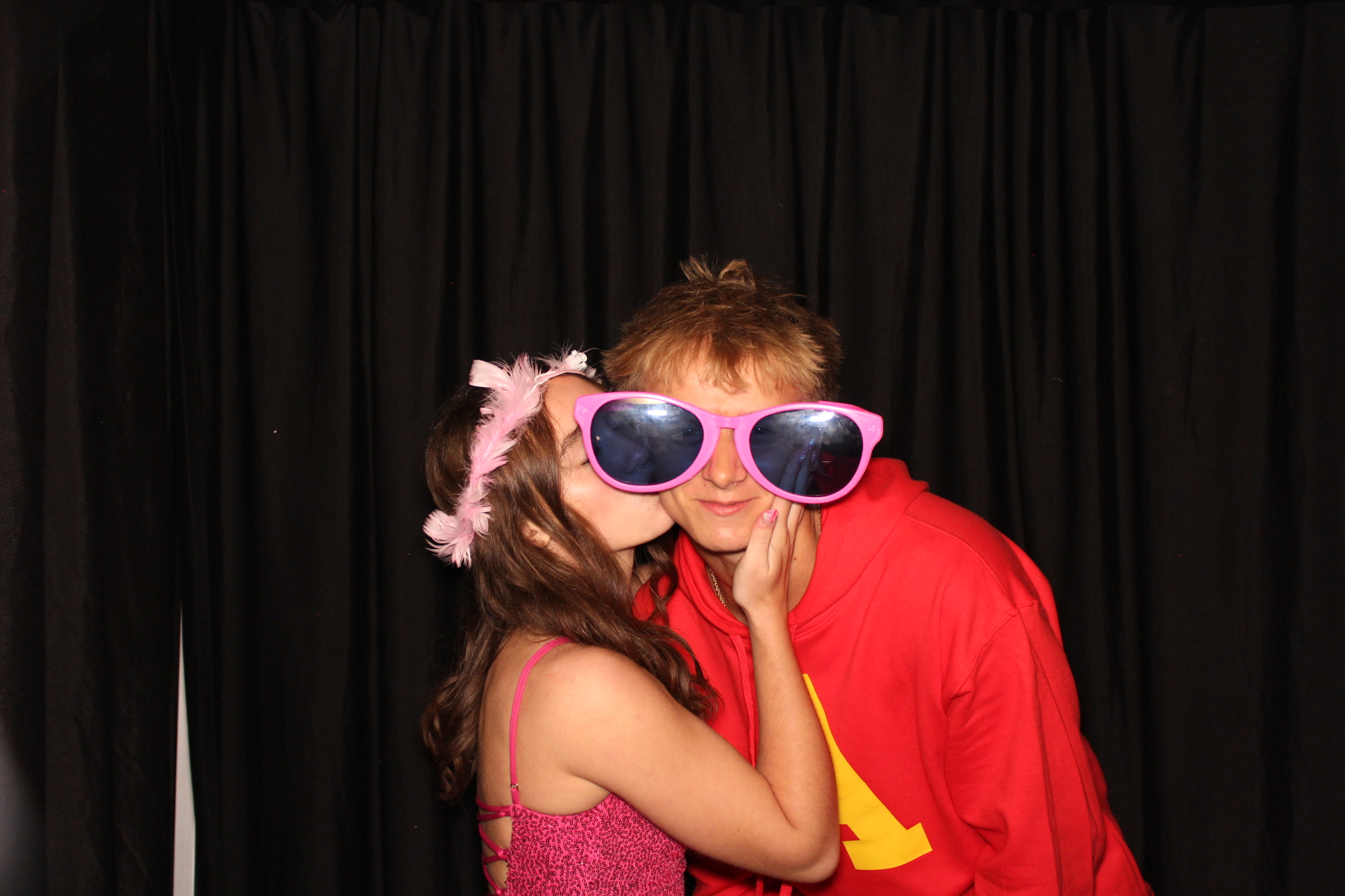 LMHS Homecoming Booth 1 | View more photos from the event at gallery.photoboothcincy.com/u/PhotoBoothCincy/LMHS-Homecoming-Booth-1