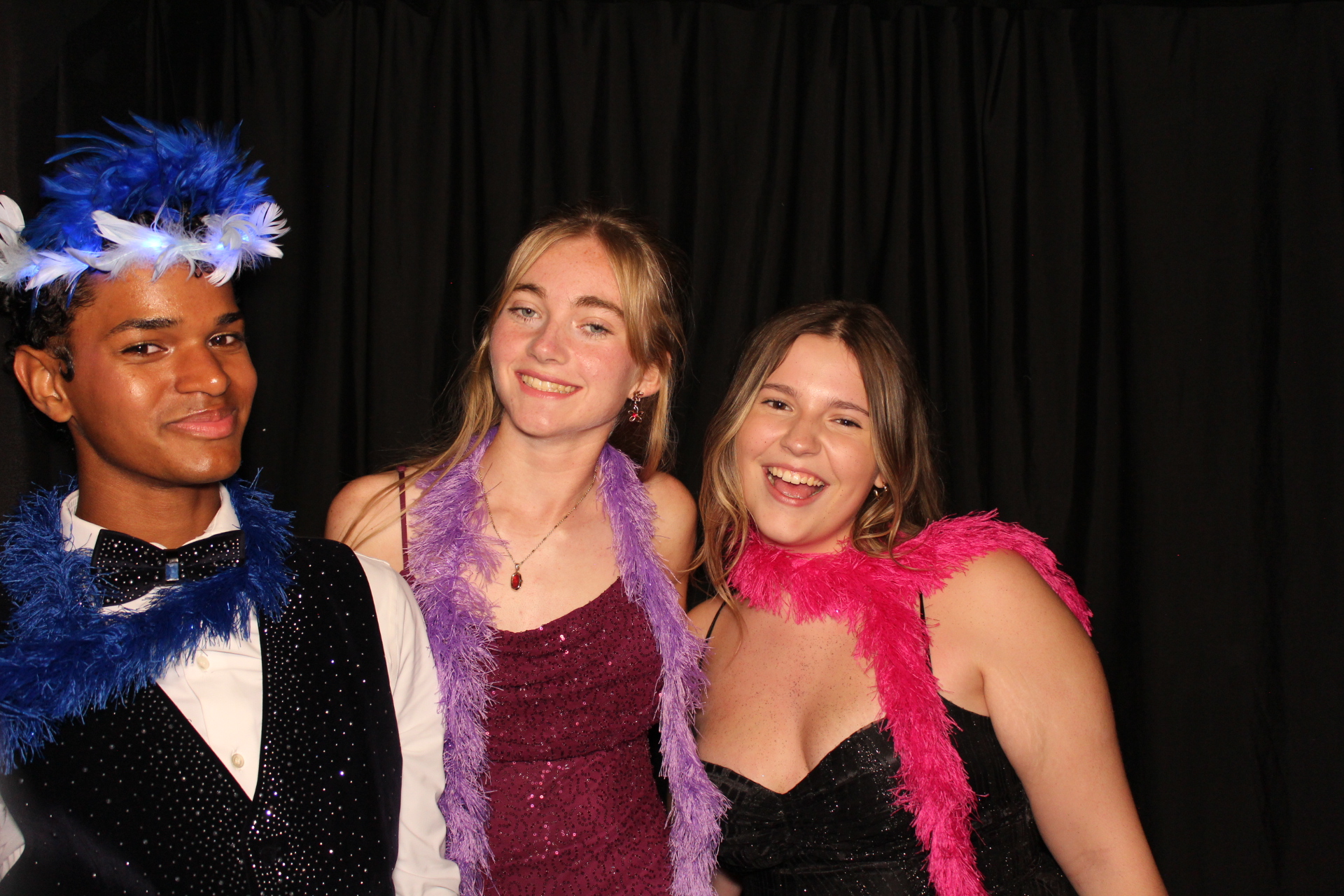 LMHS Homecoming Booth 1 | View more photos from the event at gallery.photoboothcincy.com/u/PhotoBoothCincy/LMHS-Homecoming-Booth-1