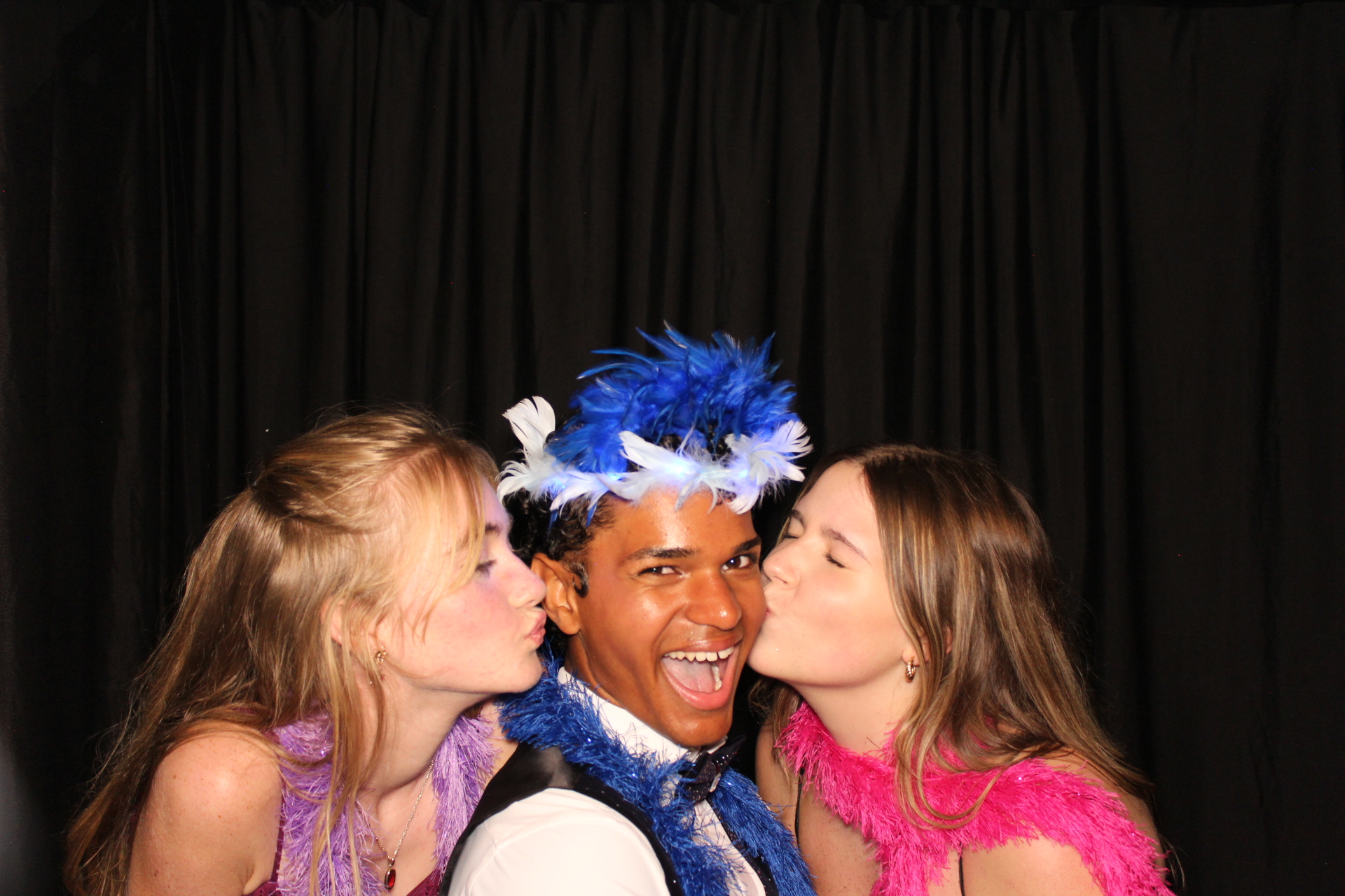 LMHS Homecoming Booth 1 | View more photos from the event at gallery.photoboothcincy.com/u/PhotoBoothCincy/LMHS-Homecoming-Booth-1