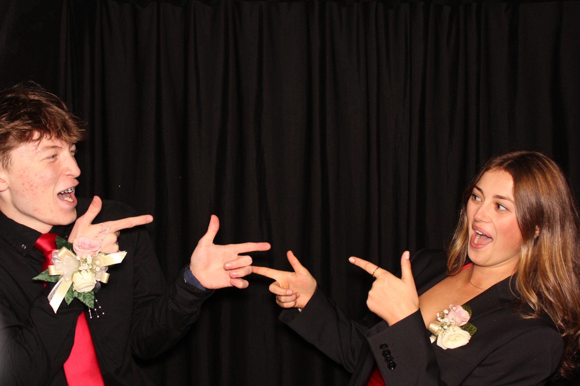 LMHS Homecoming Booth 1 | View more photos from the event at gallery.photoboothcincy.com/u/PhotoBoothCincy/LMHS-Homecoming-Booth-1