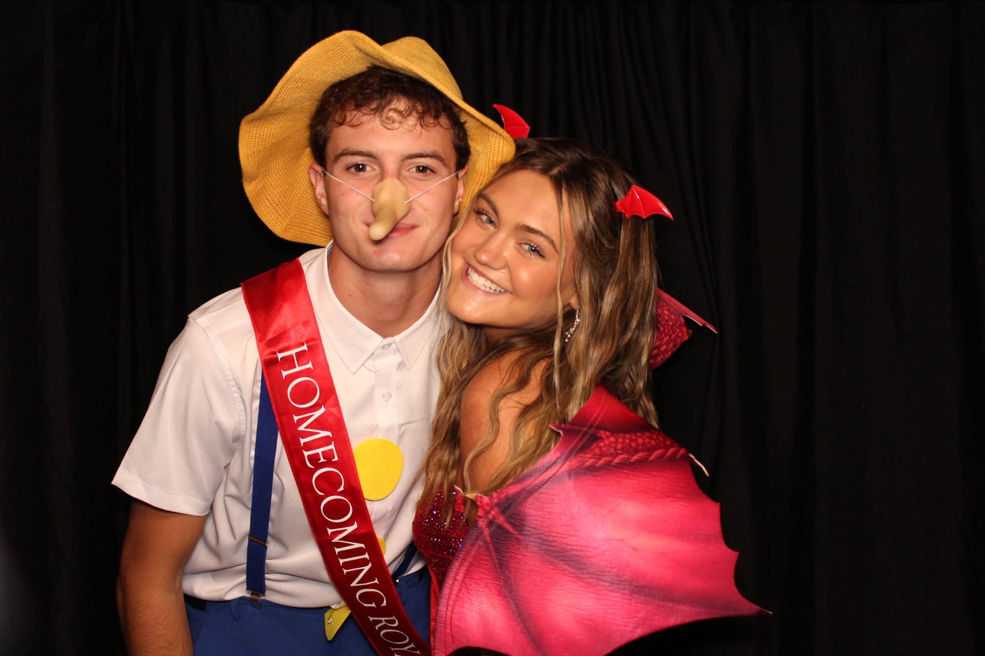 LMHS Homecoming Booth 1 | View more photos from the event at gallery.photoboothcincy.com/u/PhotoBoothCincy/LMHS-Homecoming-Booth-1