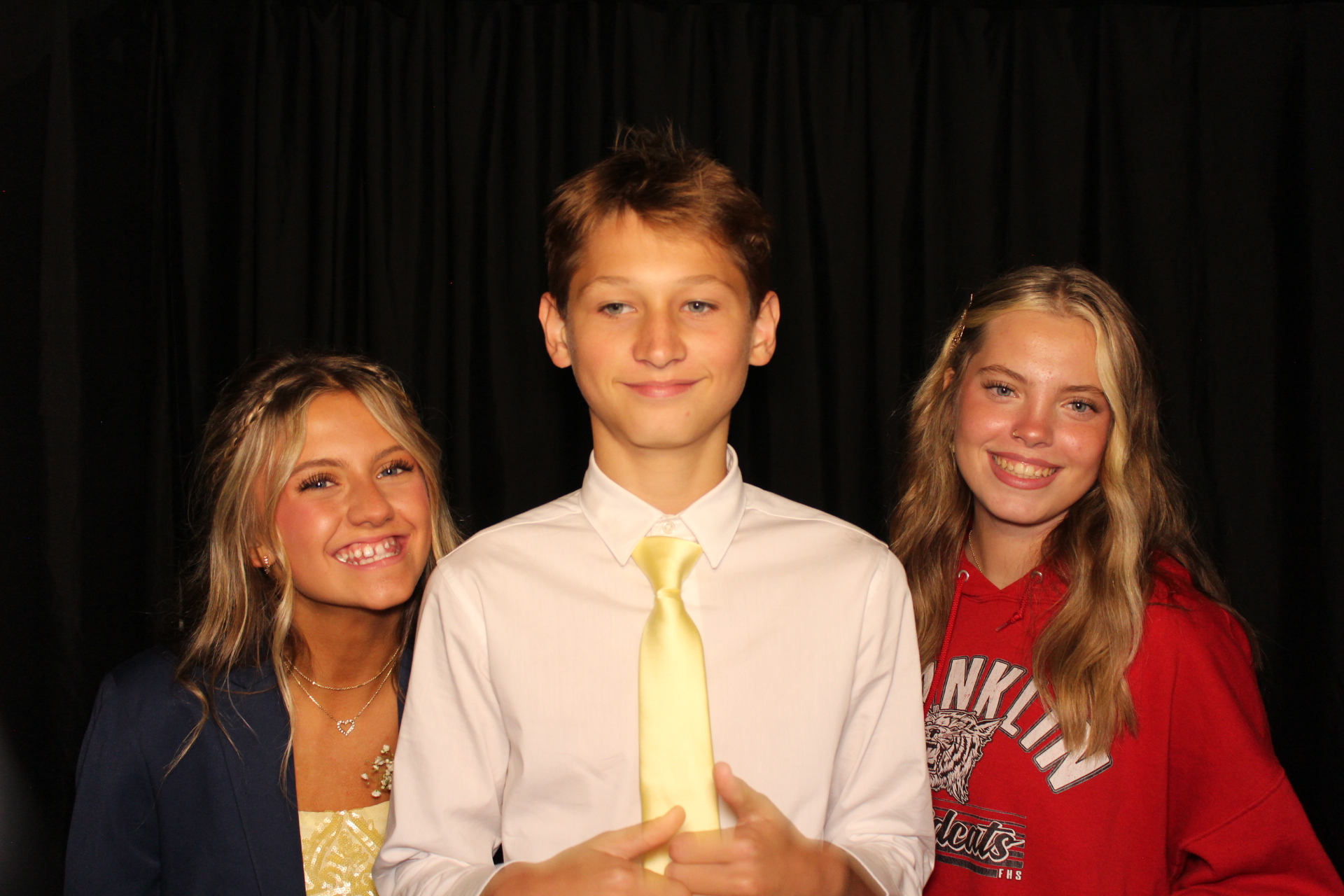 LMHS Homecoming Booth 1 | View more photos from the event at gallery.photoboothcincy.com/u/PhotoBoothCincy/LMHS-Homecoming-Booth-1