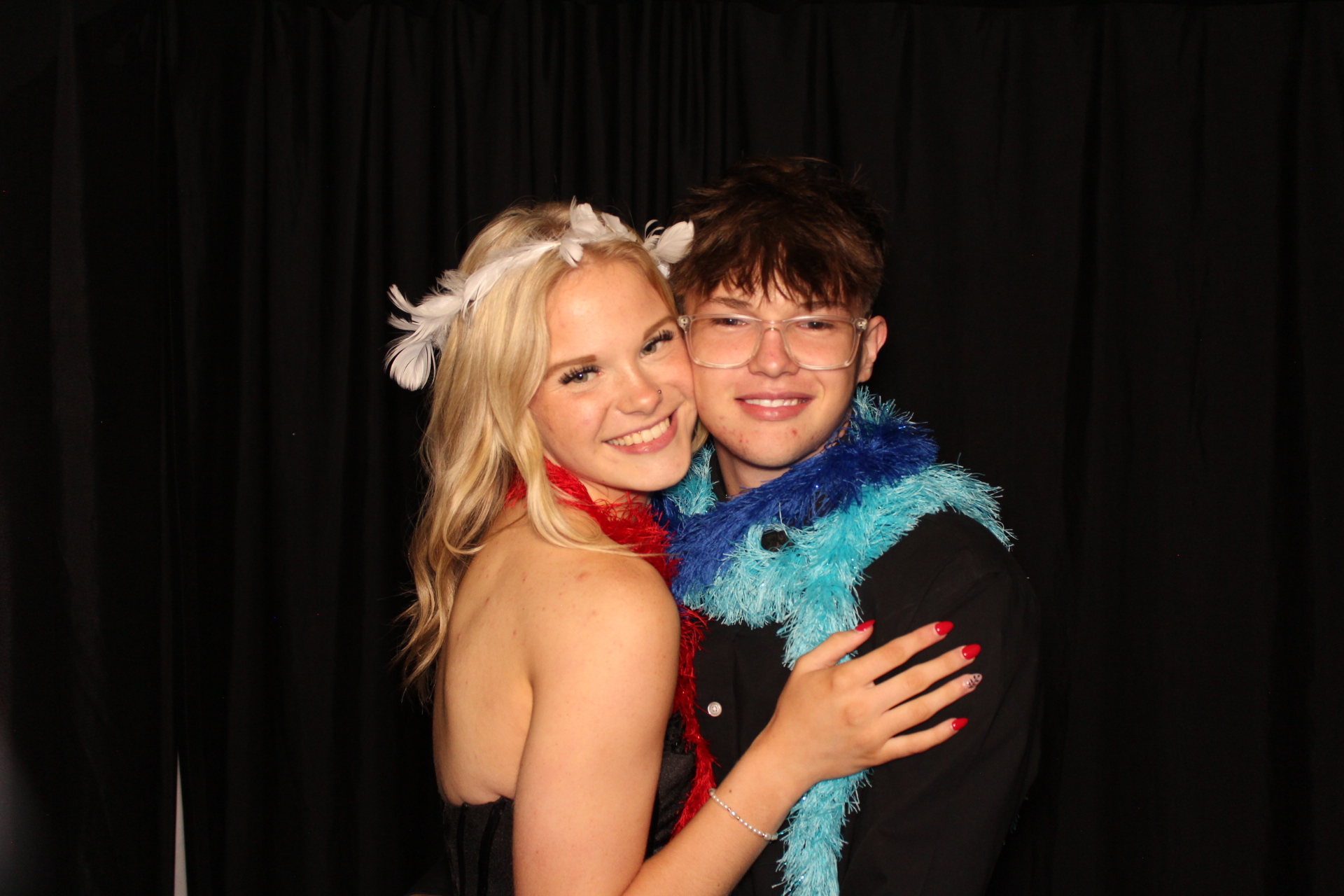LMHS Homecoming Booth 1 | View more photos from the event at gallery.photoboothcincy.com/u/PhotoBoothCincy/LMHS-Homecoming-Booth-1